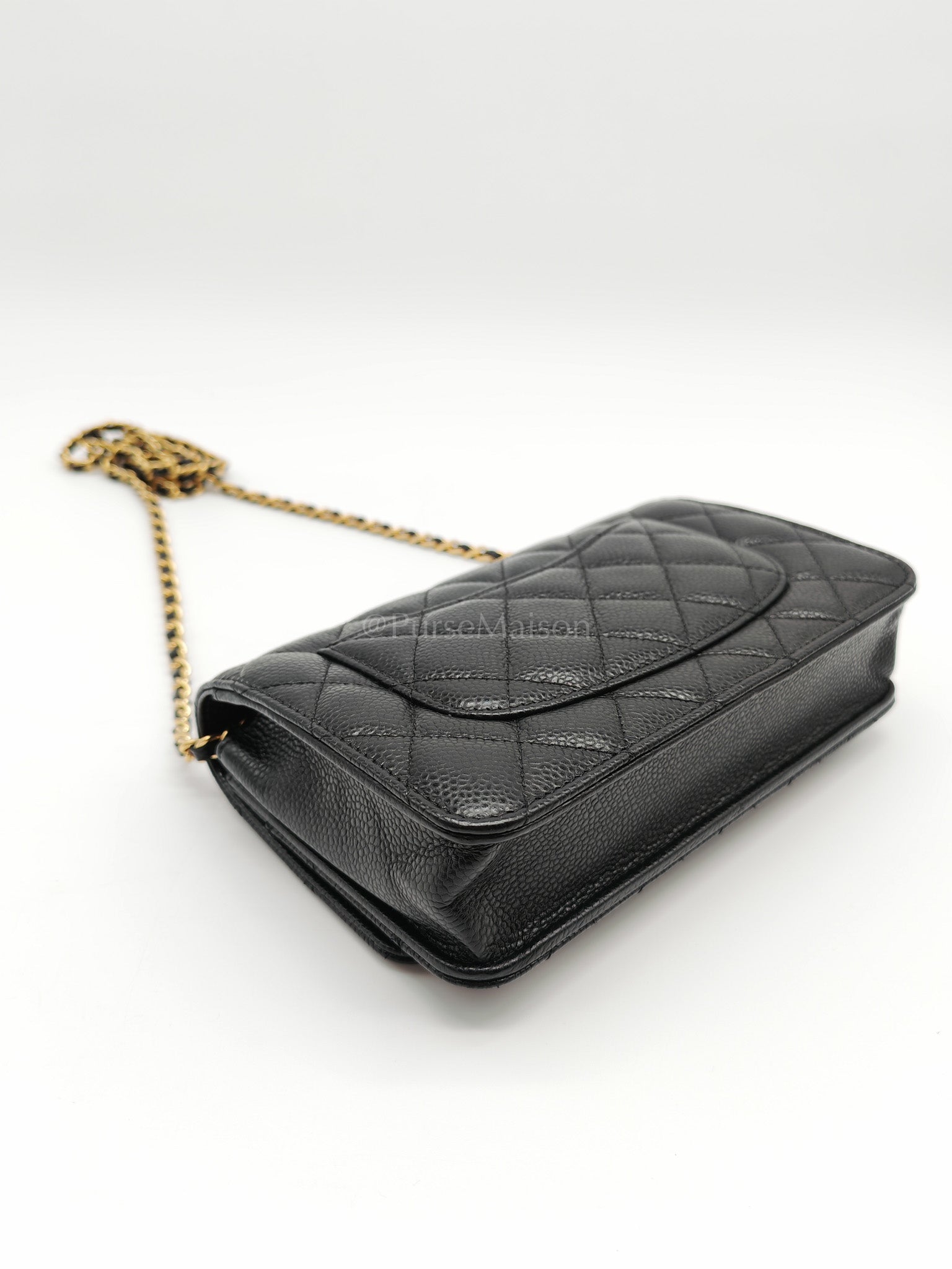 Classic Wallet on Chain Black Caviar in Gold Hardware Microchip(G3****13) | Purse Maison Luxury Bags Shop