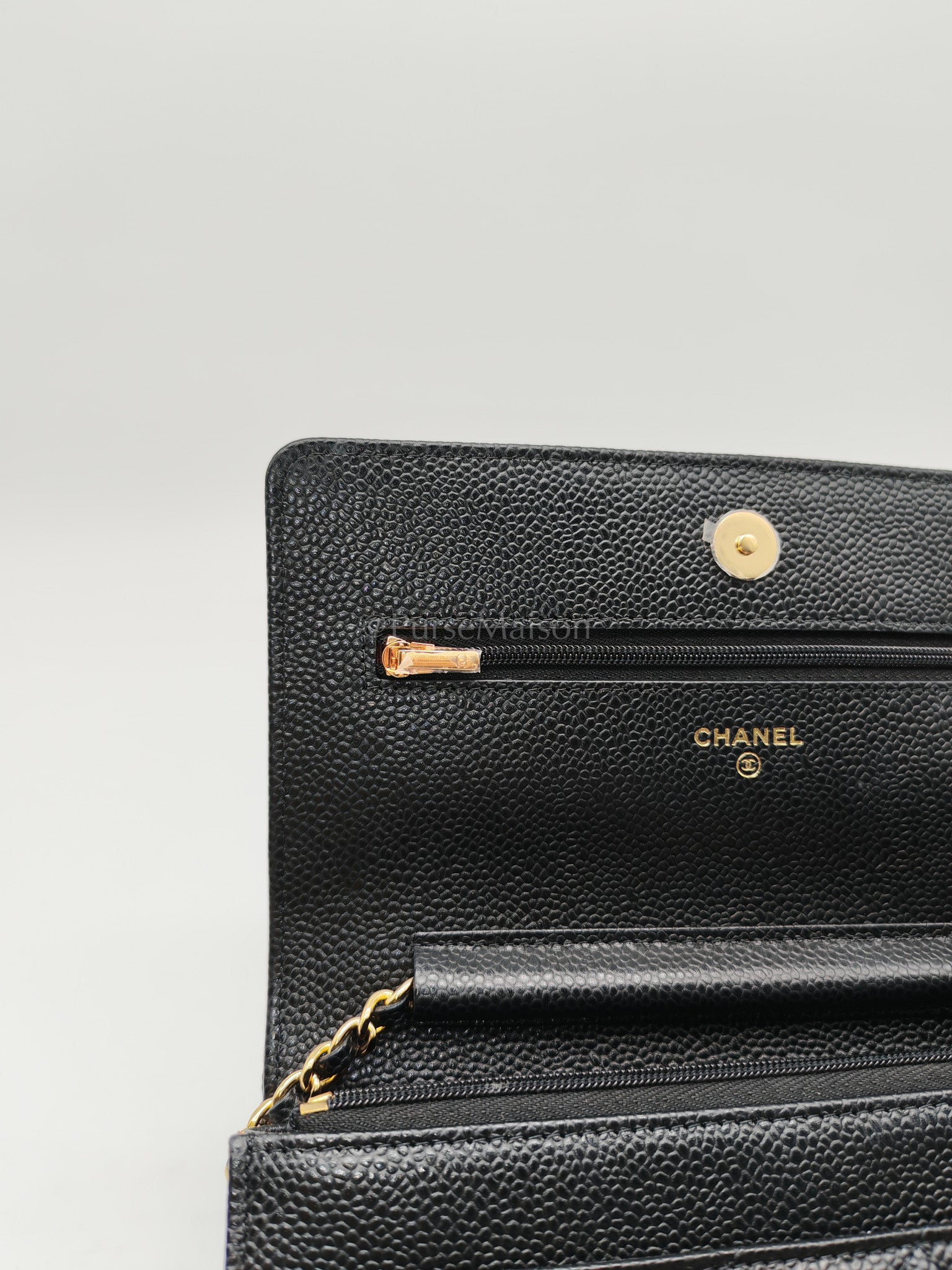 Classic Wallet on Chain Black Caviar in Gold Hardware Microchip(G3****13) | Purse Maison Luxury Bags Shop