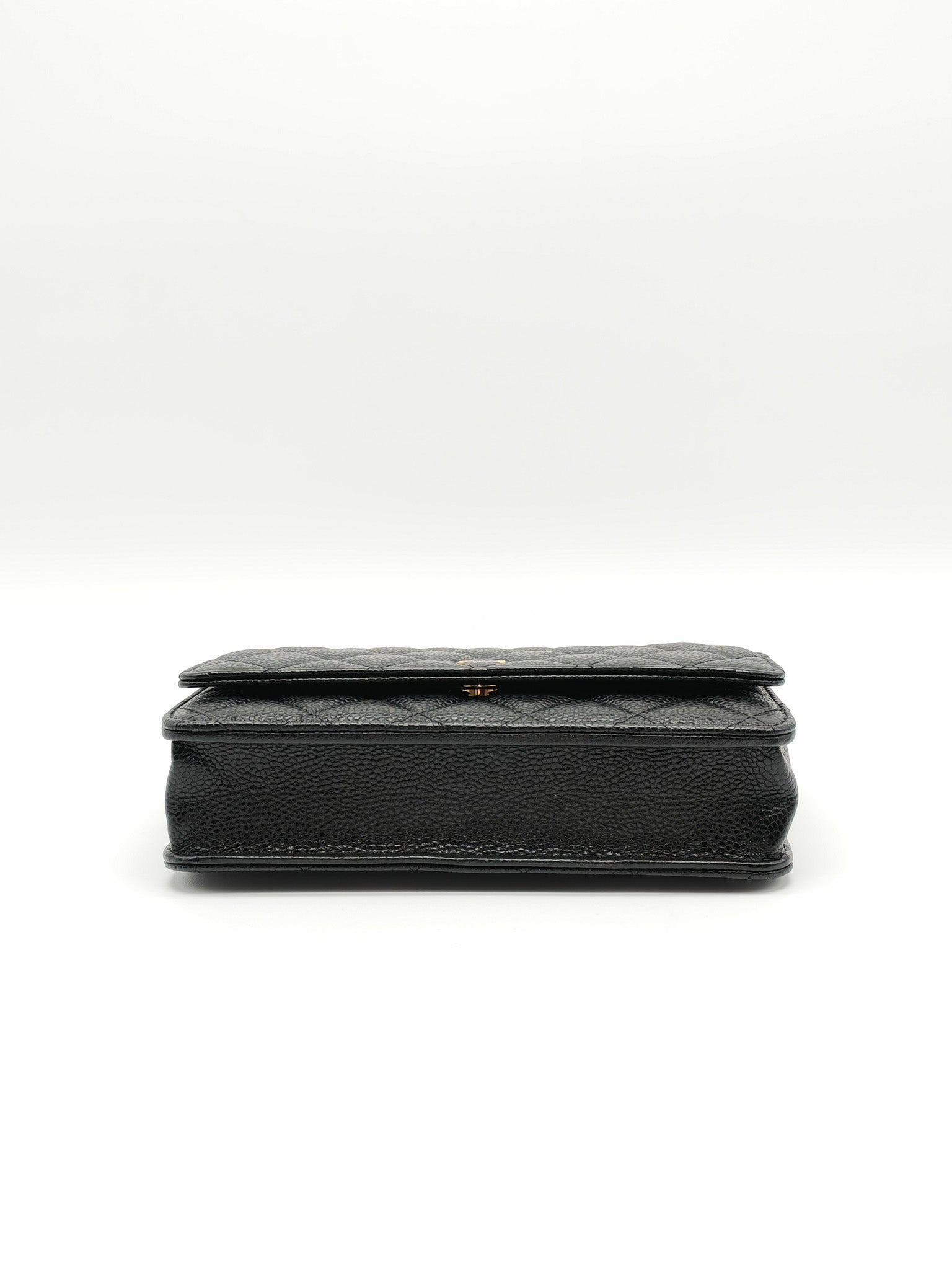 Classic Wallet on Chain Black Caviar in Gold Hardware Microchip(G3****13) | Purse Maison Luxury Bags Shop
