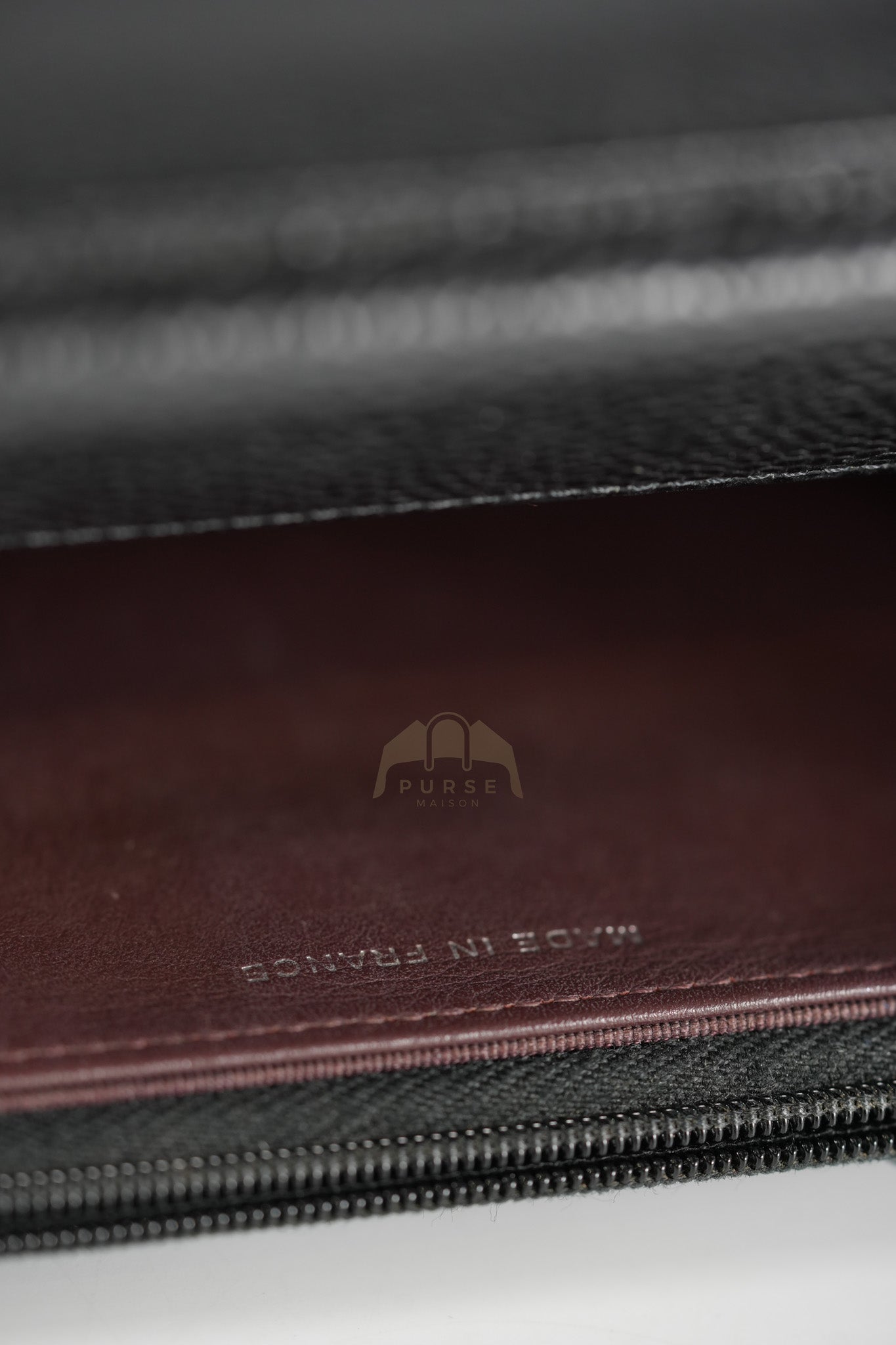 Classic Wallet on Chain in Black Caviar Leather and Silver Hardware (Microchip) | Purse Maison Luxury Bags Shop