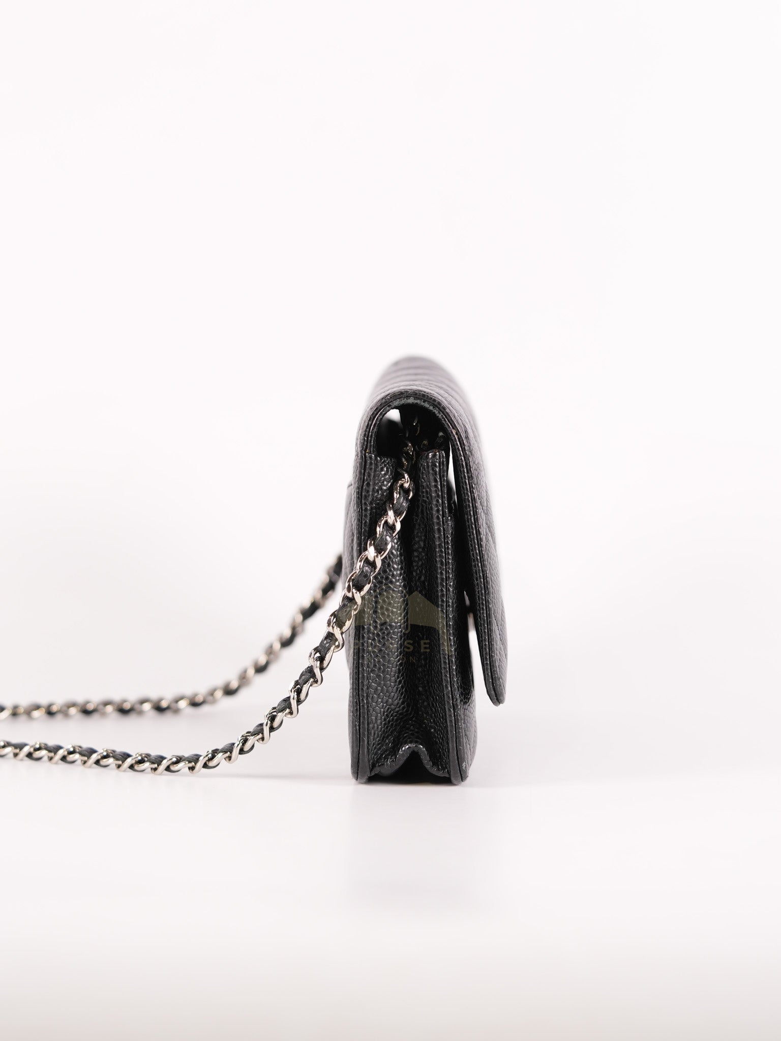 Classic Wallet on Chain in Black Caviar Leather and Silver Hardware (Microchip) | Purse Maison Luxury Bags Shop