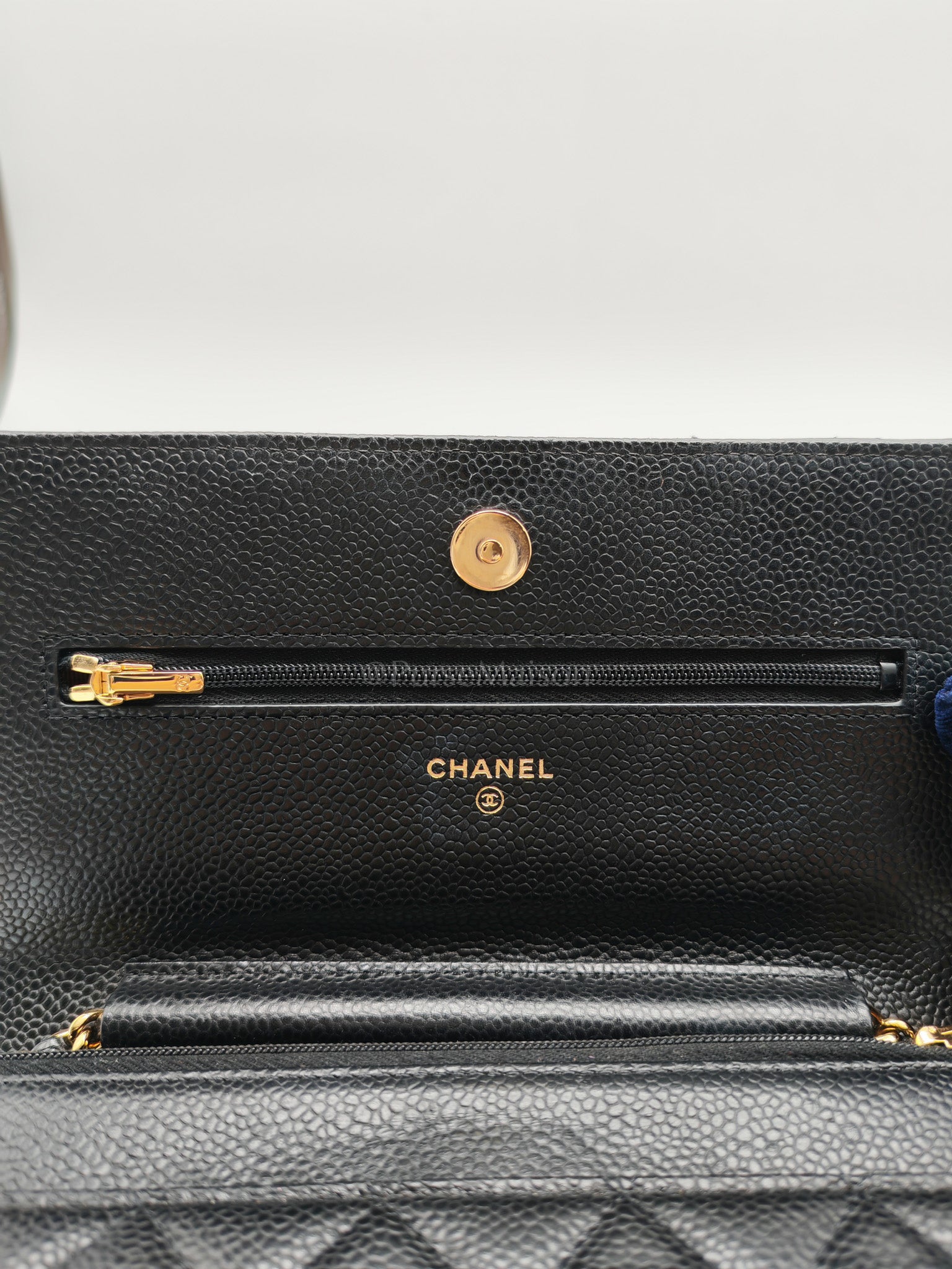 Classic Wallet on Chain in Black Caviar Leather Gold Hardware (Microchip) | Purse Maison Luxury Bags Shop