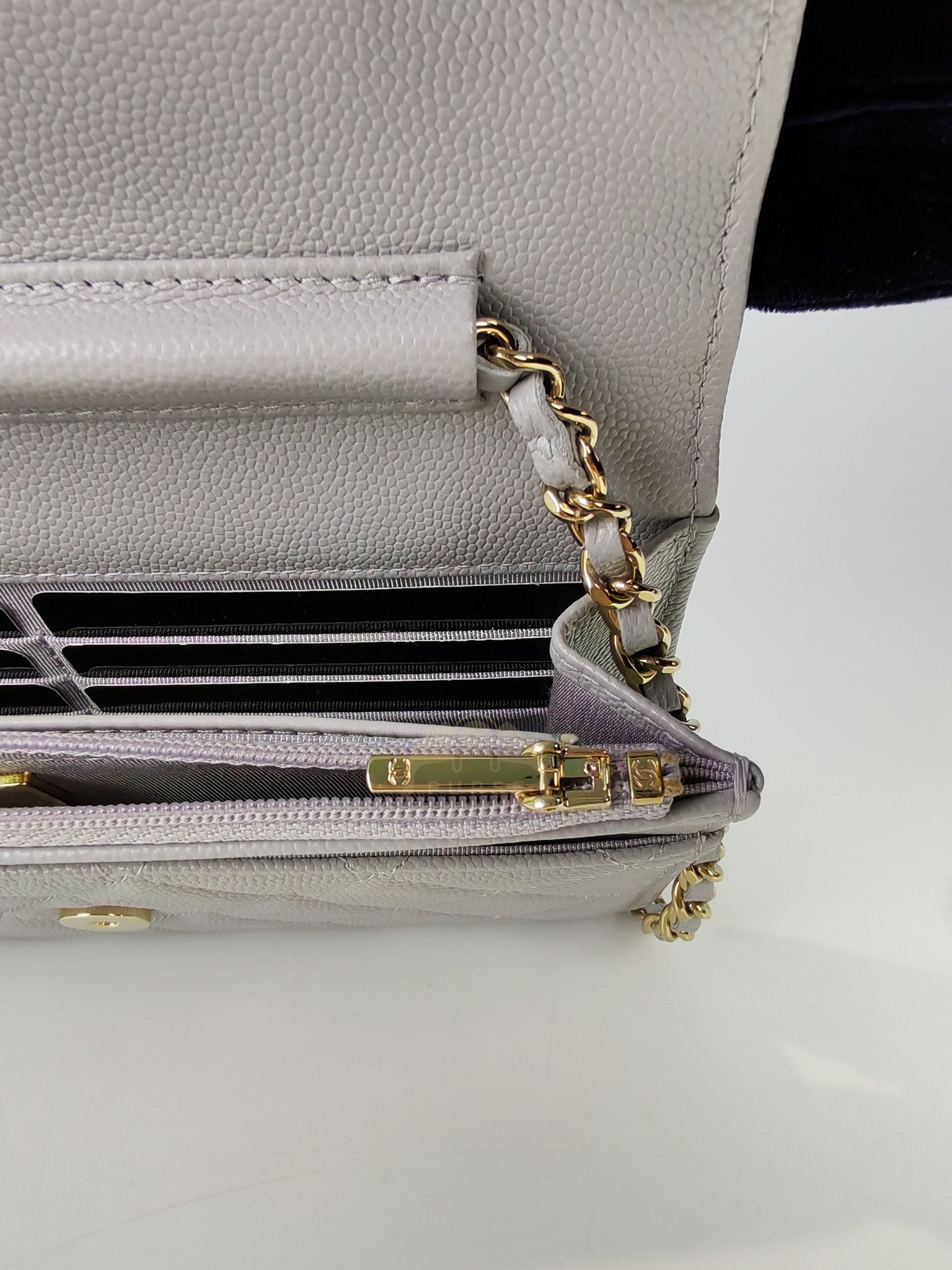 Classic Wallet On Chain in Light Gray Caviar Leather & Light Gold Hardware (Microchip) | Purse Maison Luxury Bags Shop