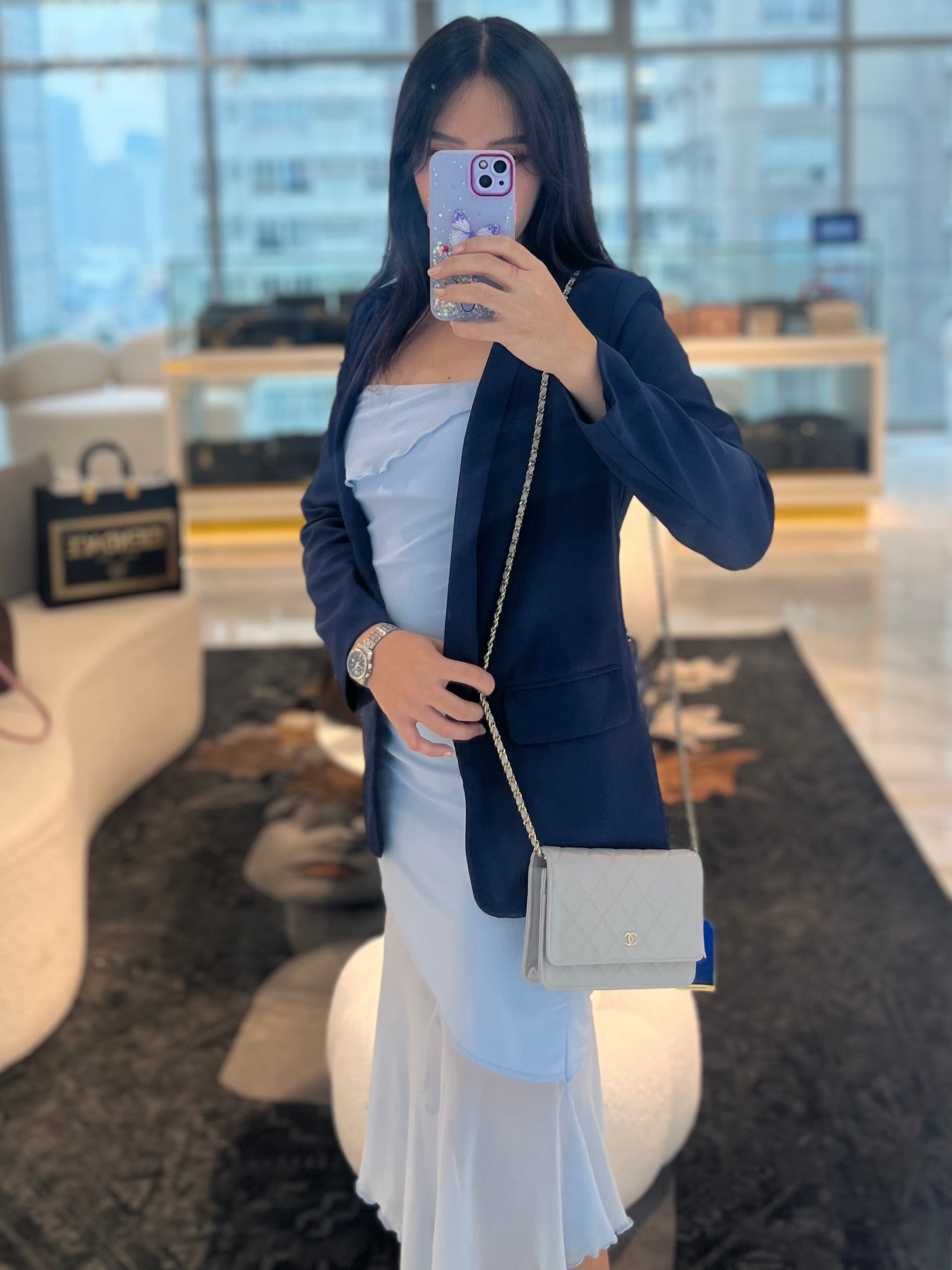 Classic Wallet On Chain in Light Gray Caviar Leather & Light Gold Hardware (Microchip) | Purse Maison Luxury Bags Shop