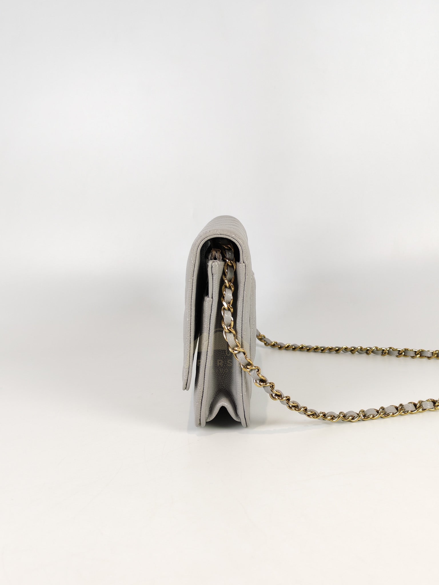 Classic Wallet On Chain in Light Gray Caviar Leather & Light Gold Hardware (Microchip) | Purse Maison Luxury Bags Shop