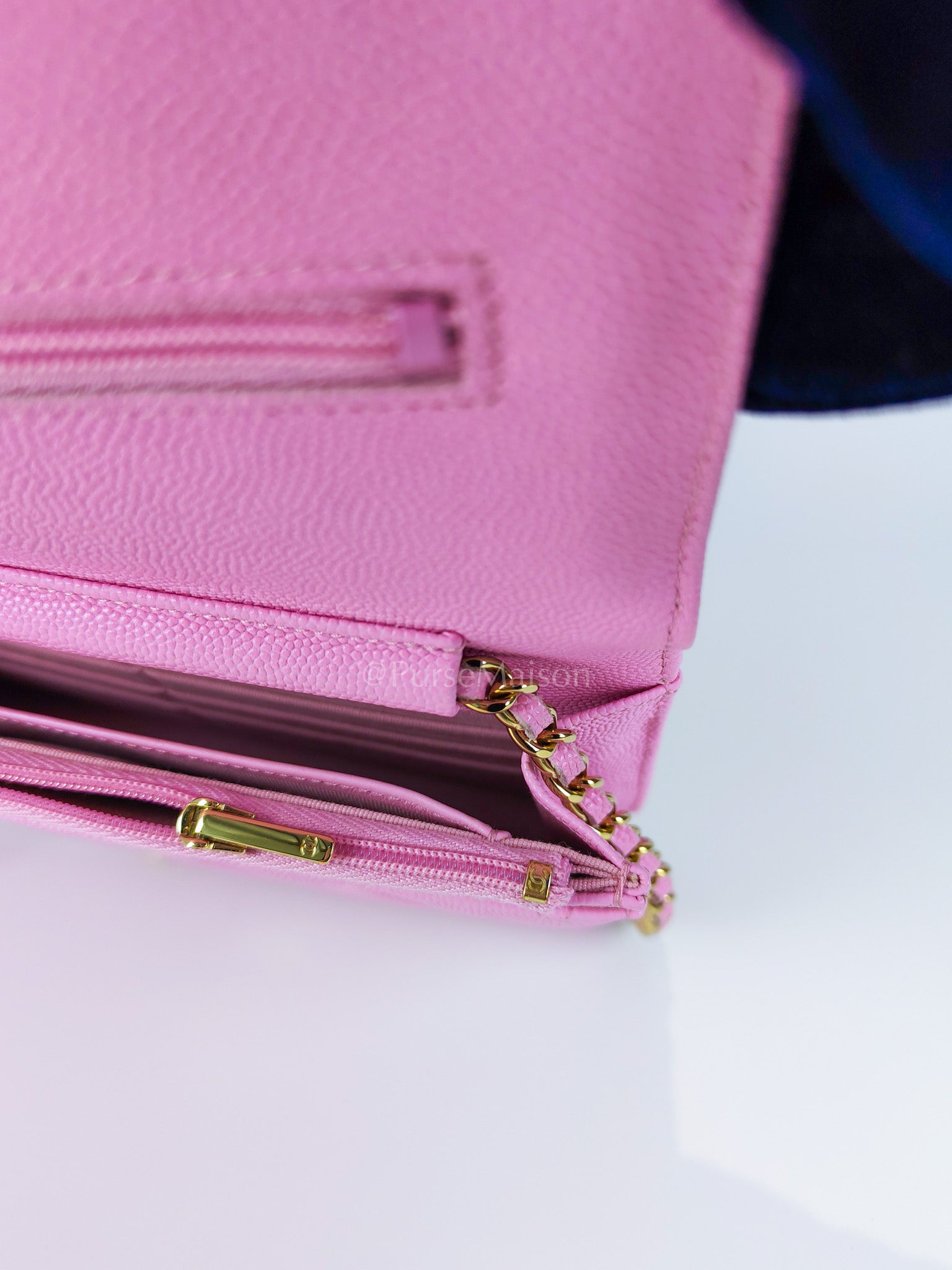 Classic Wallet On Chain in Pink Caviar Leather Gold Hardware (Microchip) | Purse Maison Luxury Bags Shop