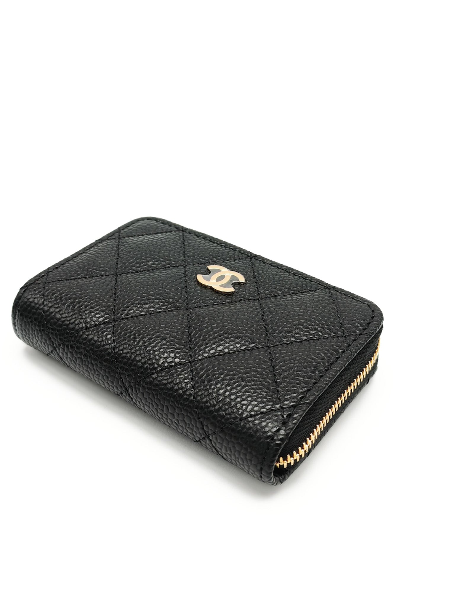 Classic Zipped Coin Purse/Card Holder in Black Caviar Leather & Gold Hardware Microchip C1K993A9 | Purse Maison Luxury Bags Shop
