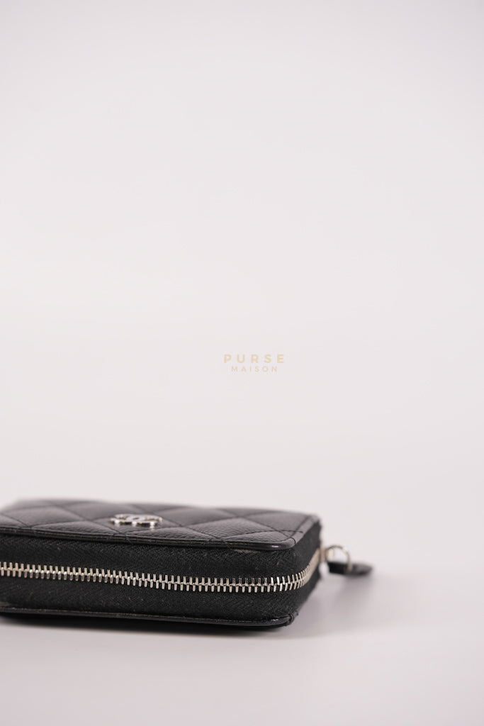 Classic Zippy Coin Purse in Caviar Leather and Silver Hardware Series 31 | Purse Maison Luxury Bags Shop