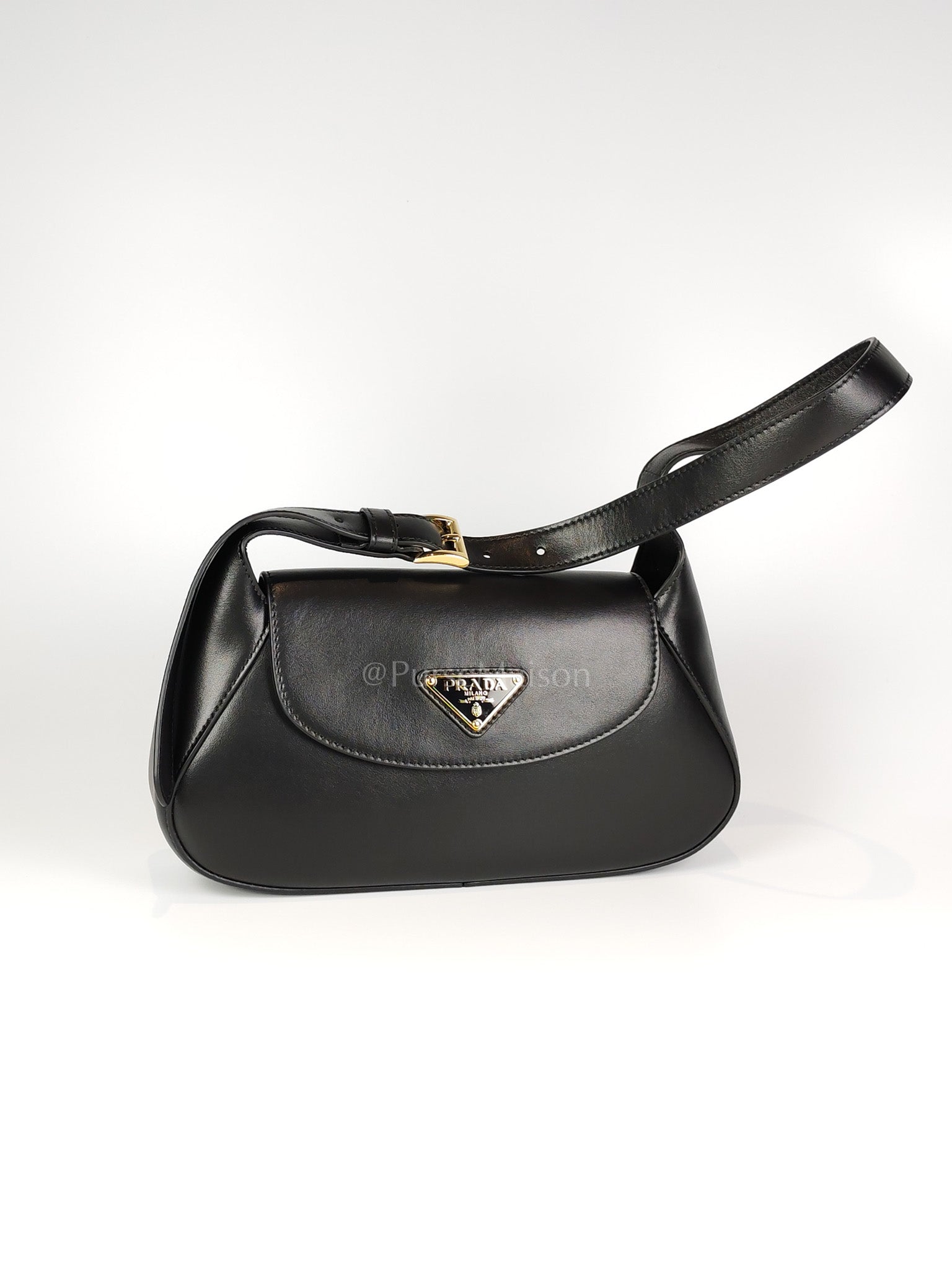 Cleo Logo Plaque Shoulder Bag in Nero/black Calfskin Leather Gold Hardware | Purse Maison Luxury Bags Shop