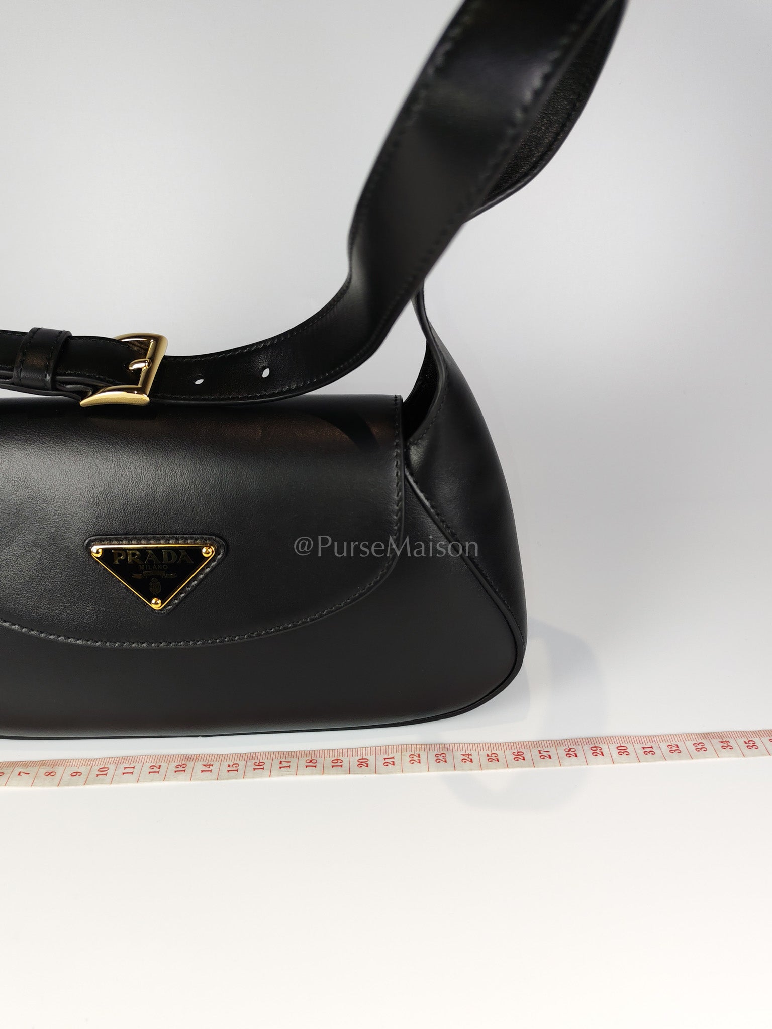 Cleo Logo Plaque Shoulder Bag in Nero/black Calfskin Leather Gold Hardware | Purse Maison Luxury Bags Shop
