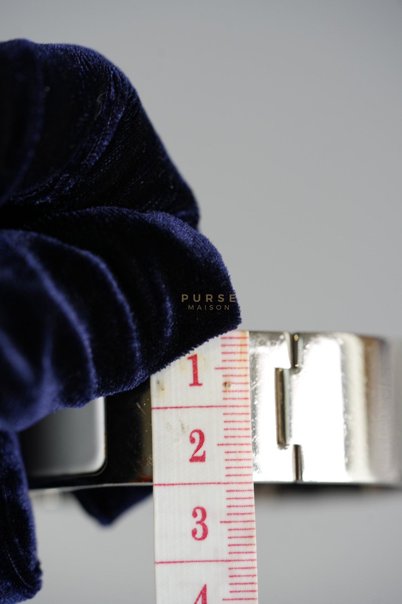 Clic Clac H Bangle PM White | Purse Maison Luxury Bags Shop