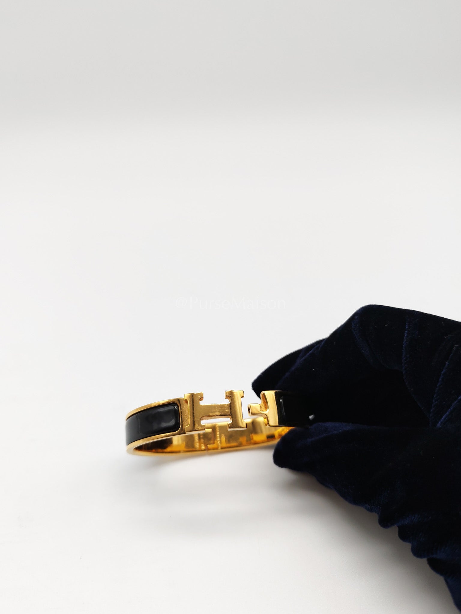 Clic H PM in Black Enamel Gold Hardware Bangle | Purse Maison Luxury Bags Shop