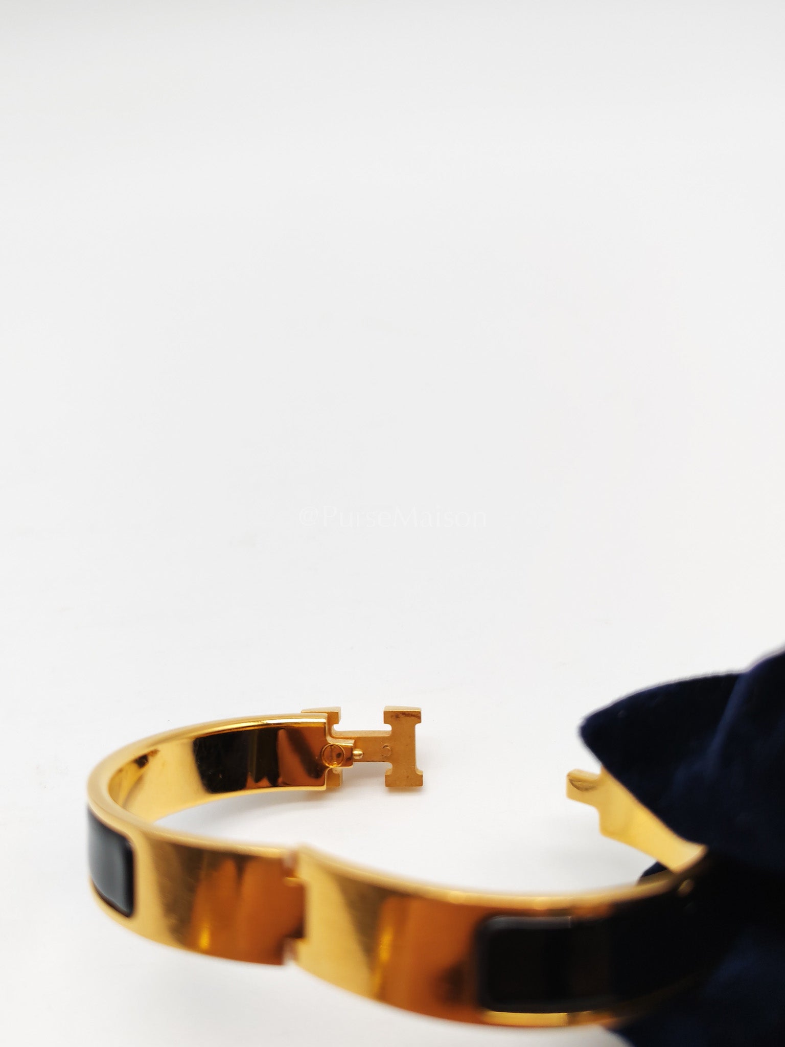 Clic H PM in Black Enamel Gold Hardware Bangle | Purse Maison Luxury Bags Shop
