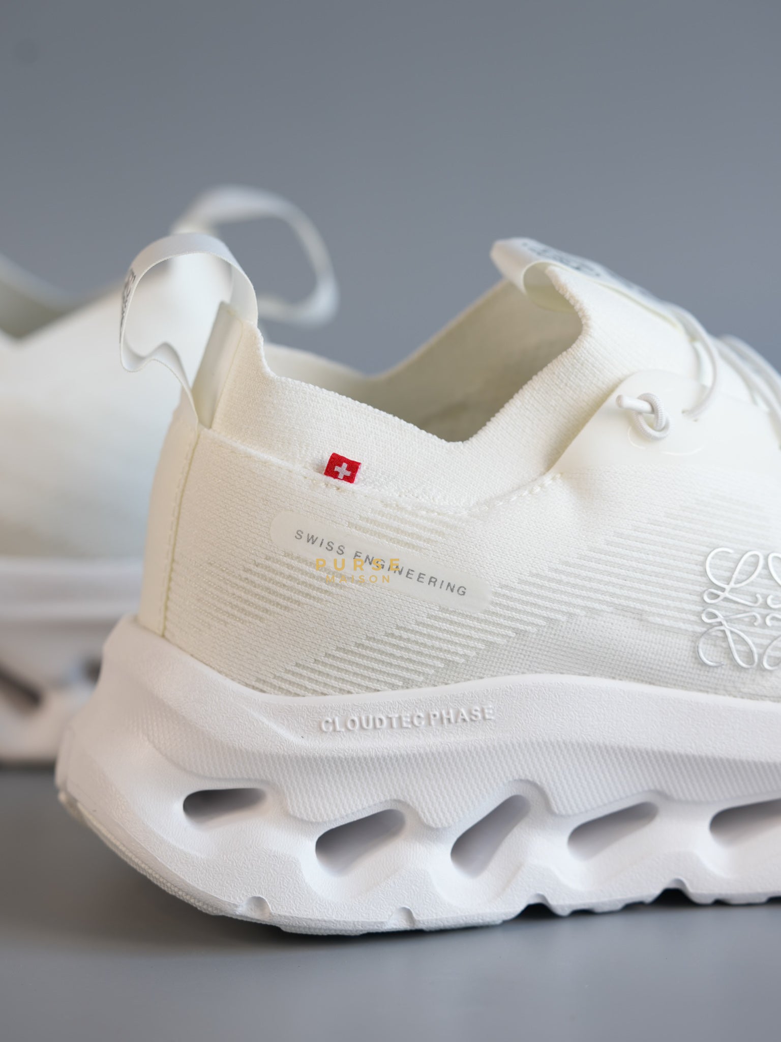 Cloudtilt All White Sneakers Size 42 EU (26cm) | Purse Maison Luxury Bags Shop