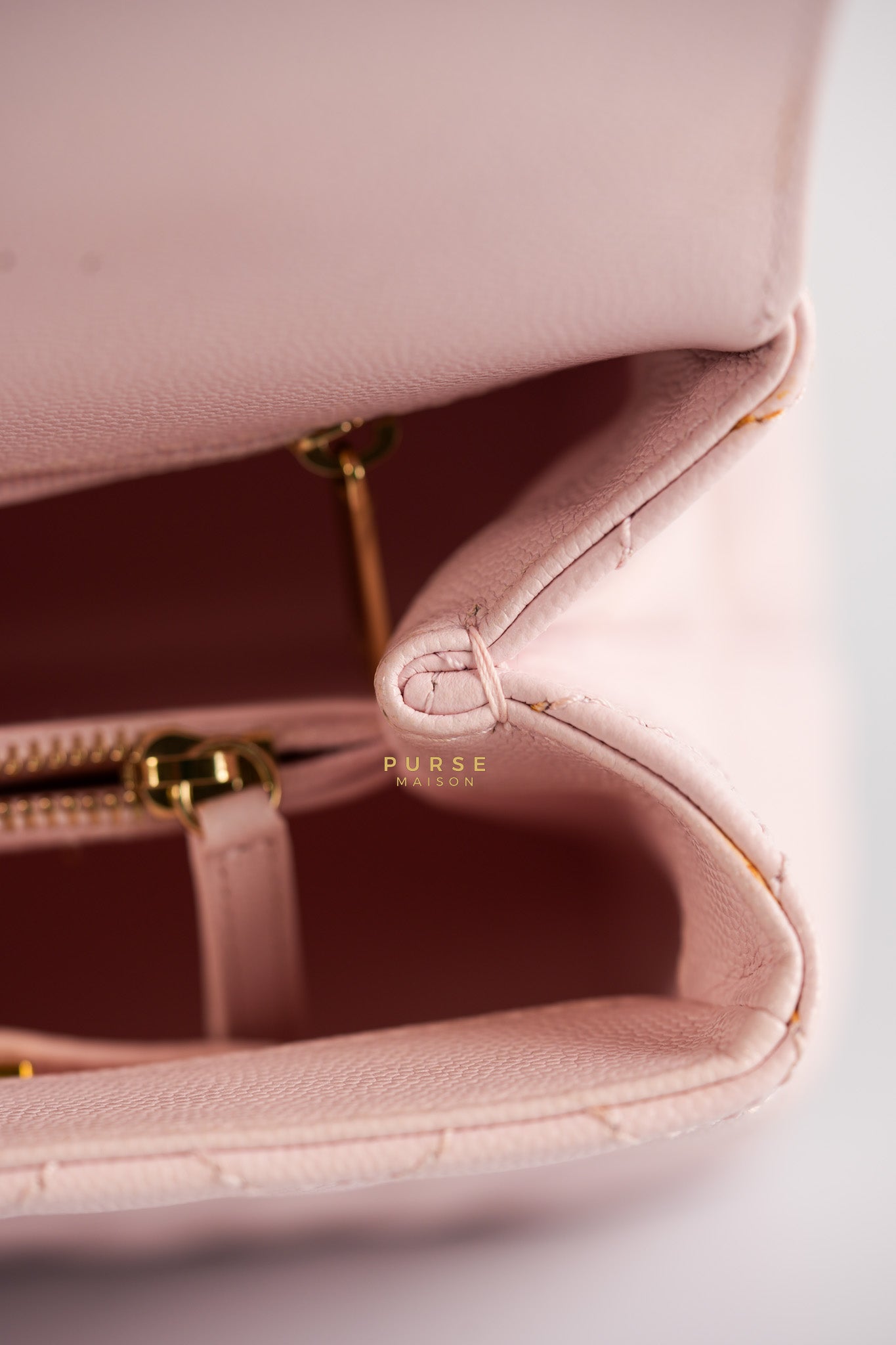 Coco Handle Medium Pink Caviar Leather (Microchip) | Purse Maison Luxury Bags Shop