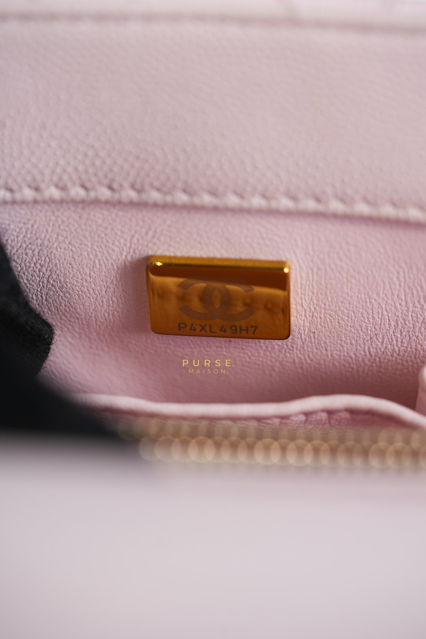 Coco Handle Medium Pink Caviar Leather (Microchip) | Purse Maison Luxury Bags Shop