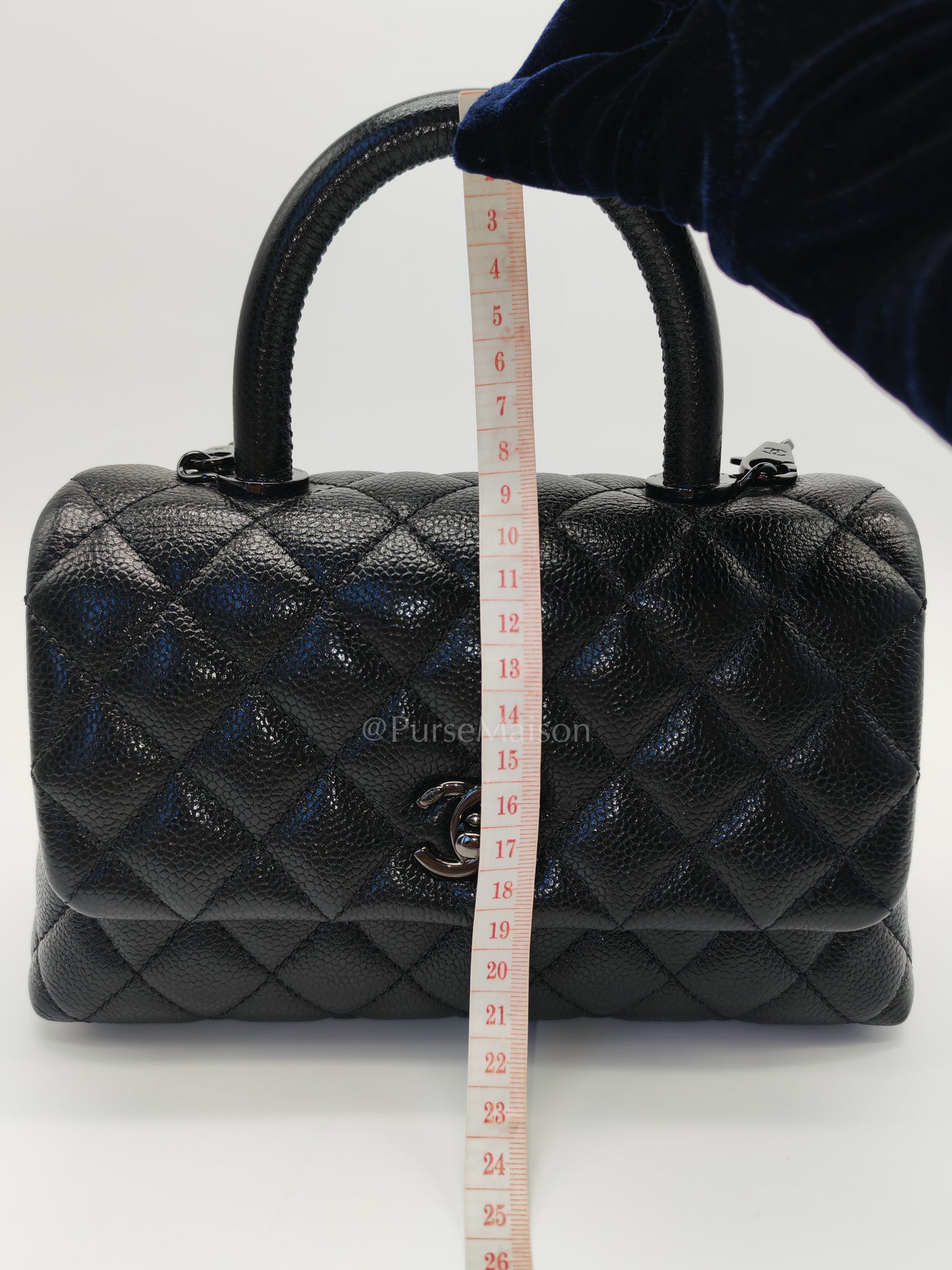 Coco Handle Small So Black in Shiny Caviar Leather Series 30 | Purse Maison Luxury Bags Shop