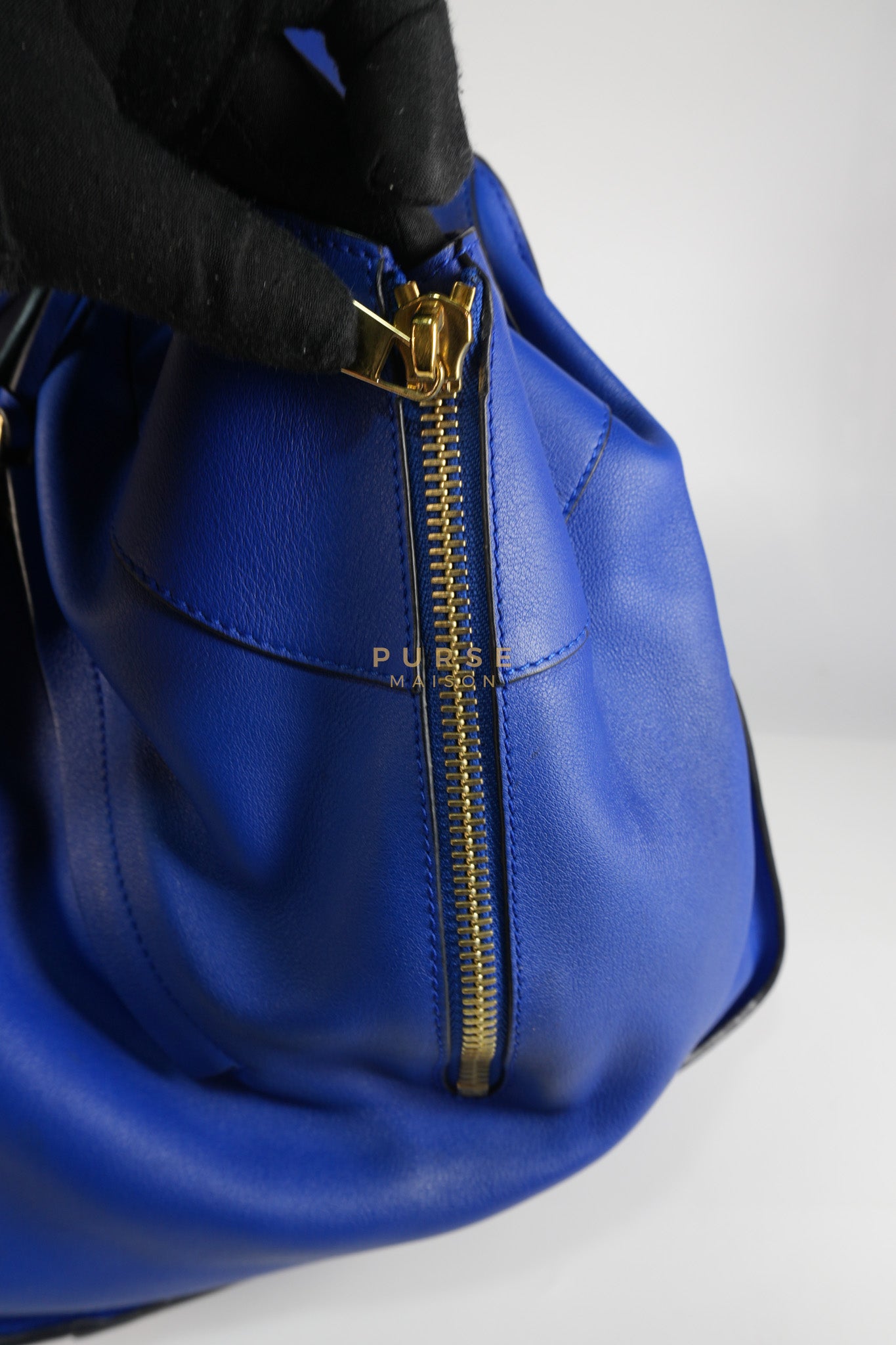 Compact Hammock Bag Large in Blue Calfskin Leather Gold Hardware | Purse Maison Luxury Bags Shop