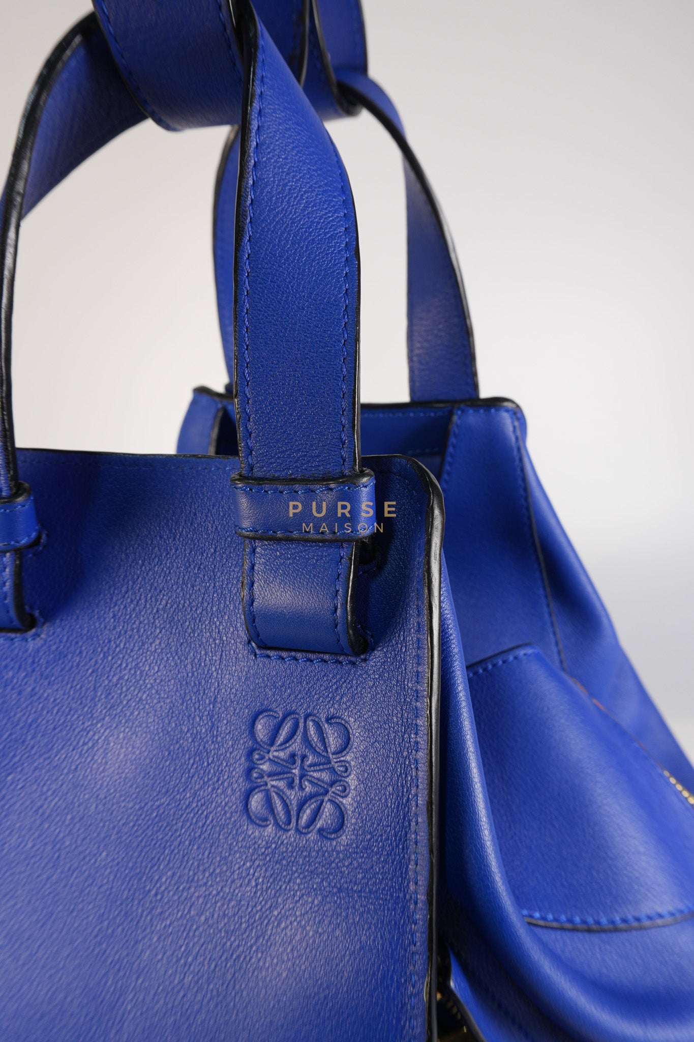 Compact Hammock Bag Large in Blue Calfskin Leather Gold Hardware | Purse Maison Luxury Bags Shop