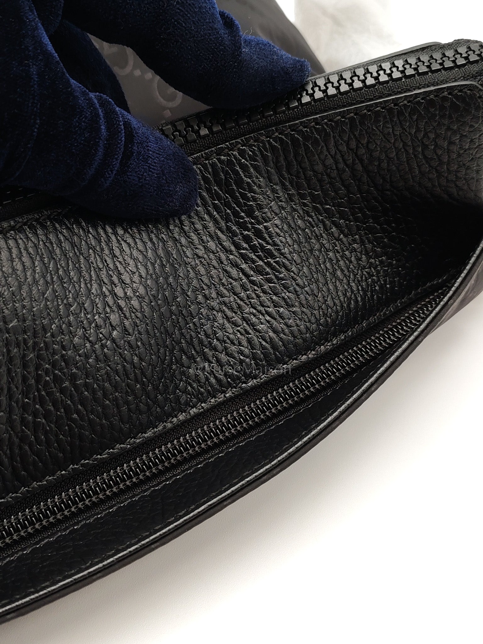 Compact Messenger Bag in Black GG Nylon Canvas | Purse Maison Luxury Bags Shop
