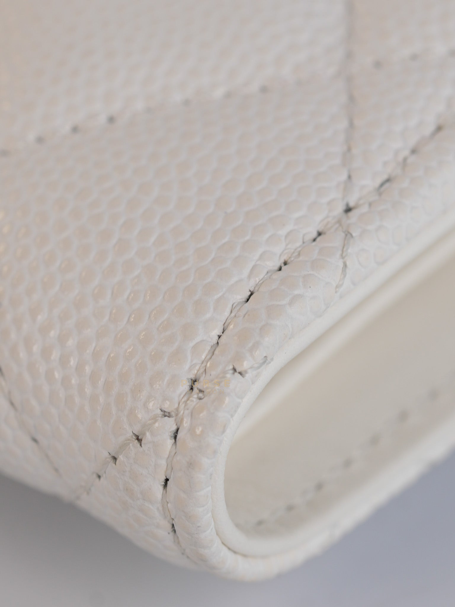 Compact Wallet in White Caviar Leather(Microchip) | Purse Maison Luxury Bags Shop