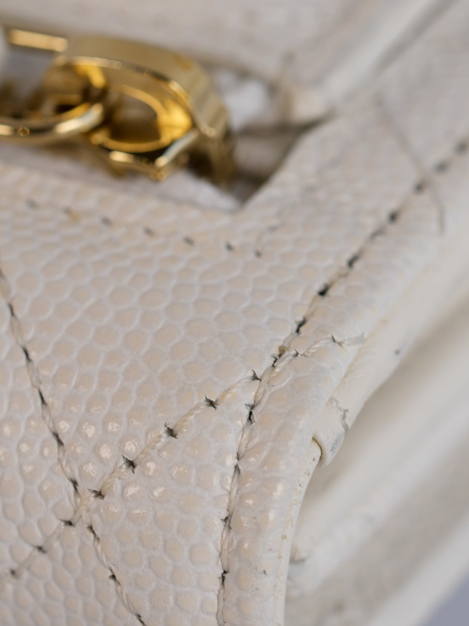 Compact Wallet in White Caviar Leather(Microchip) | Purse Maison Luxury Bags Shop