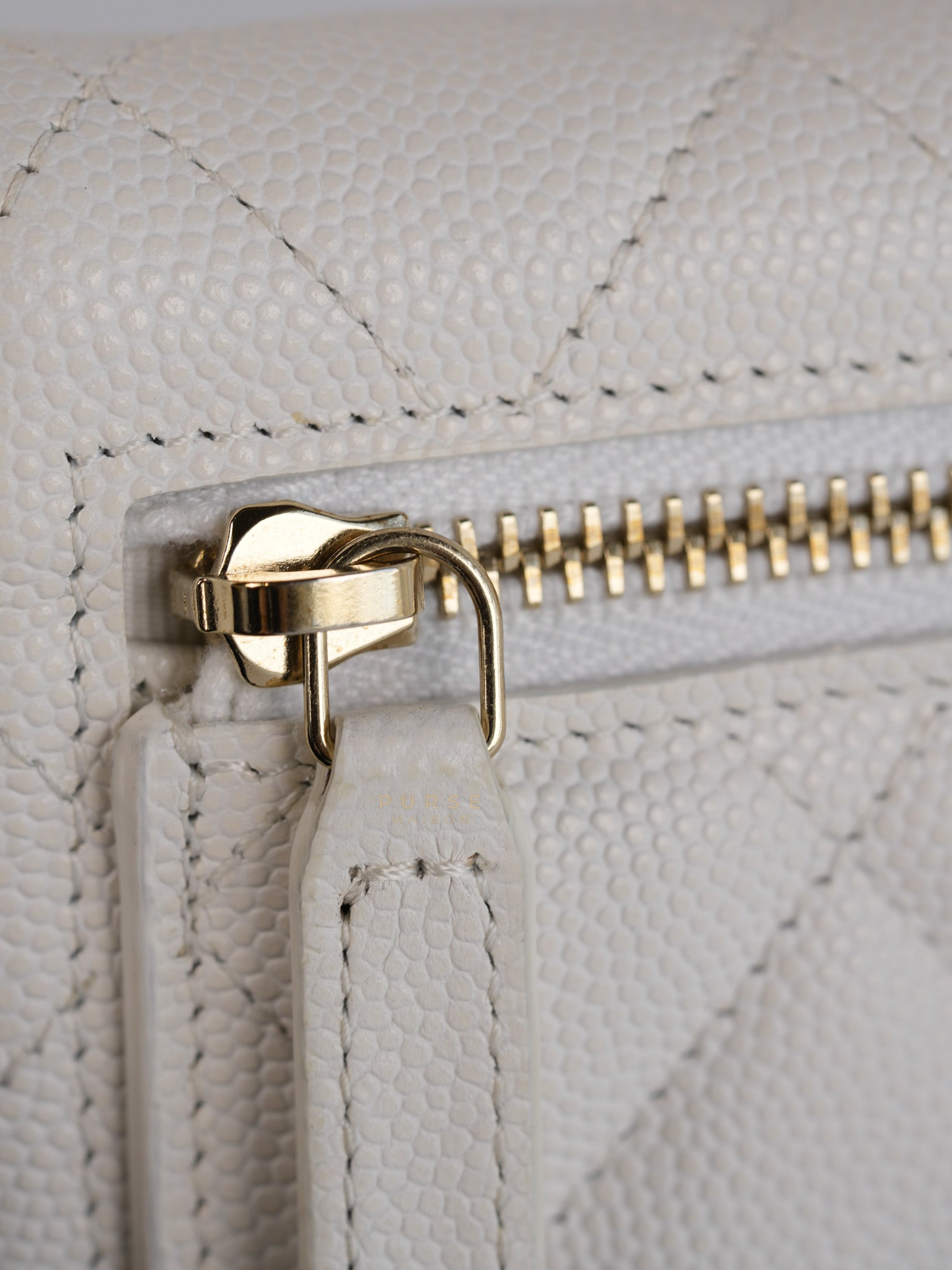 Compact Wallet in White Caviar Leather(Microchip) | Purse Maison Luxury Bags Shop