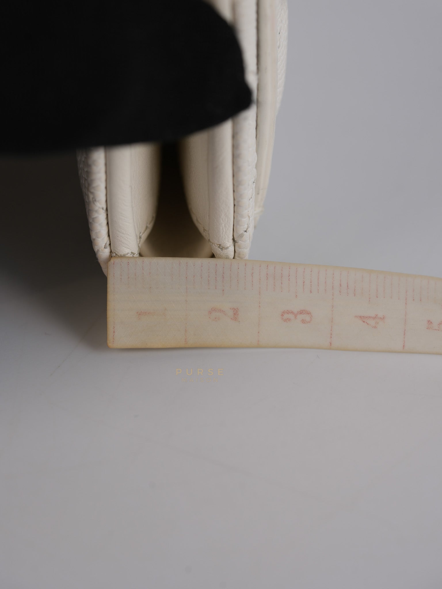 Compact Wallet in White Caviar Leather(Microchip) | Purse Maison Luxury Bags Shop