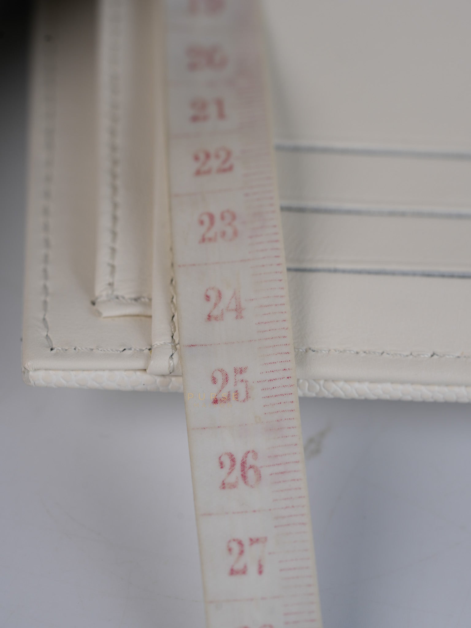 Compact Wallet in White Caviar Leather(Microchip) | Purse Maison Luxury Bags Shop