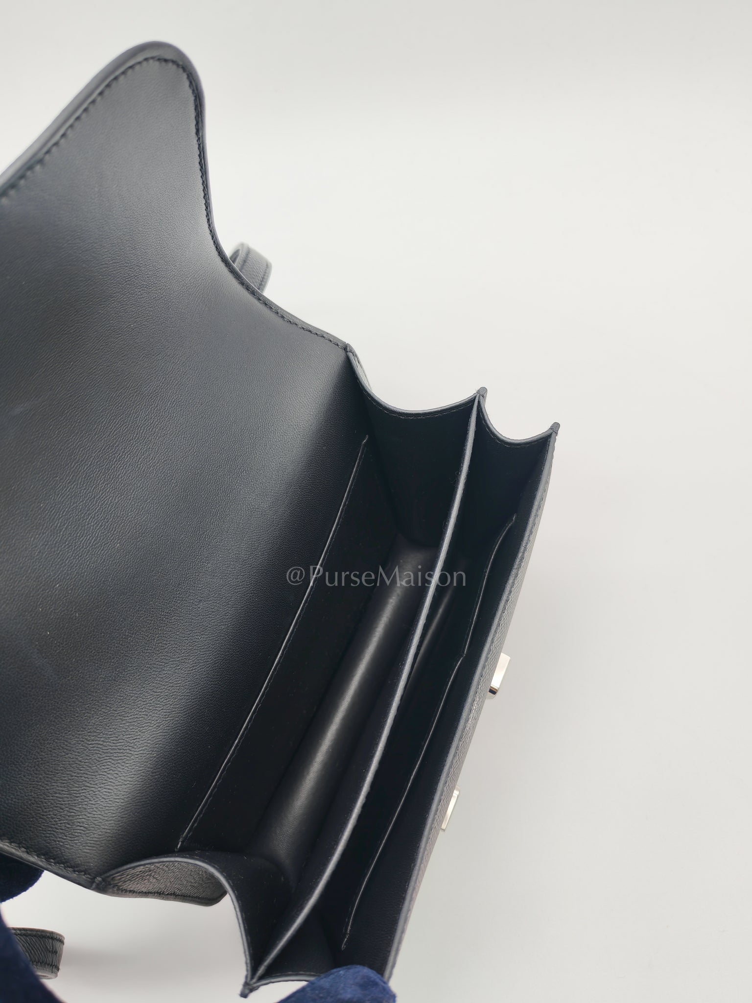 Constance 18 Black/Noir Epsom Leather in Palladium Hardware Stamp K(2025) | Purse Maison Luxury Bags Shop