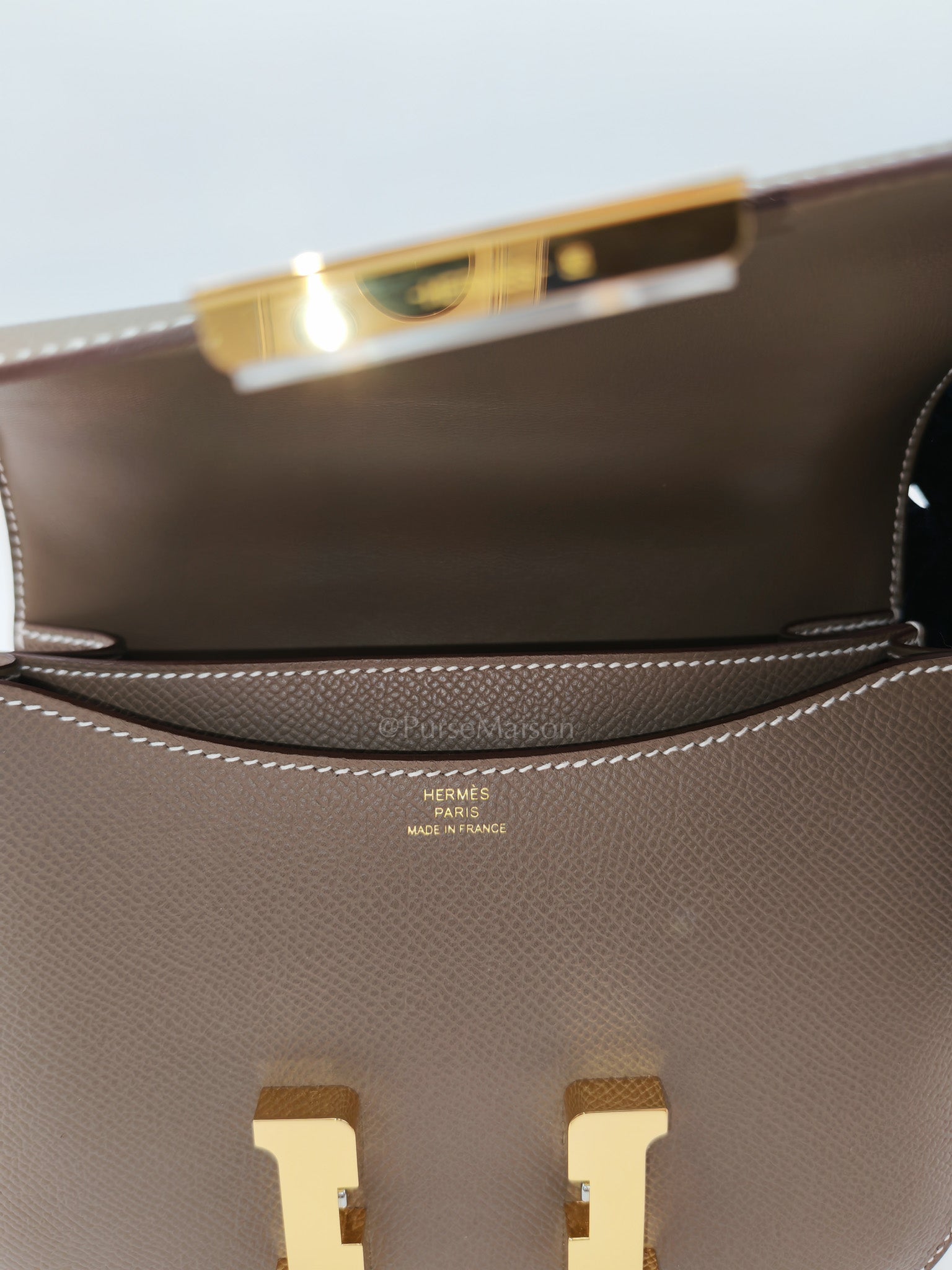 Constance 18 in Etoupe Epsom Leather and Gold Hardware Stamp K(2025) | Purse Maison Luxury Bags Shop