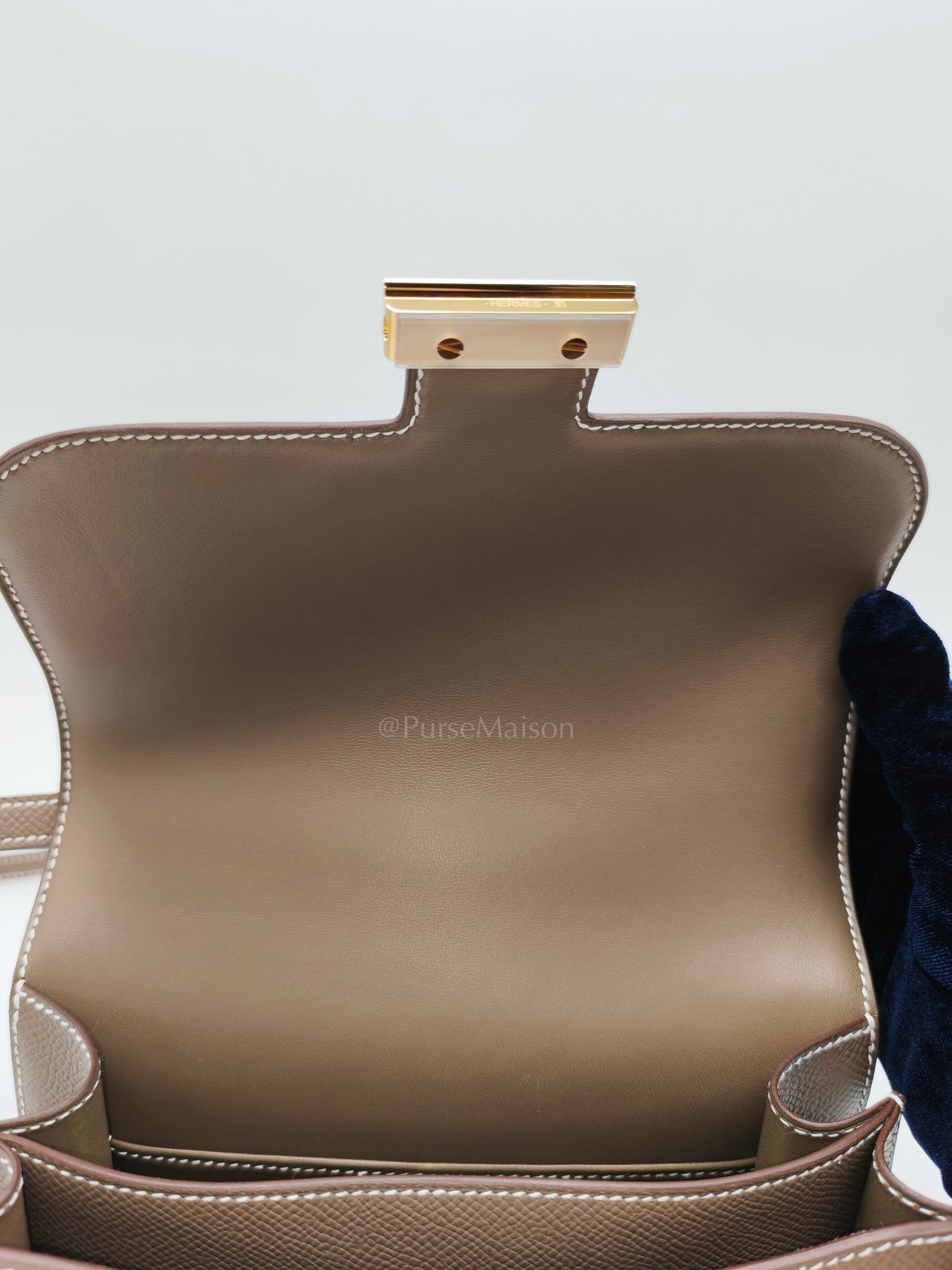 Constance 18 in Etoupe Epsom Leather and Gold Hardware Stamp K(2025) | Purse Maison Luxury Bags Shop