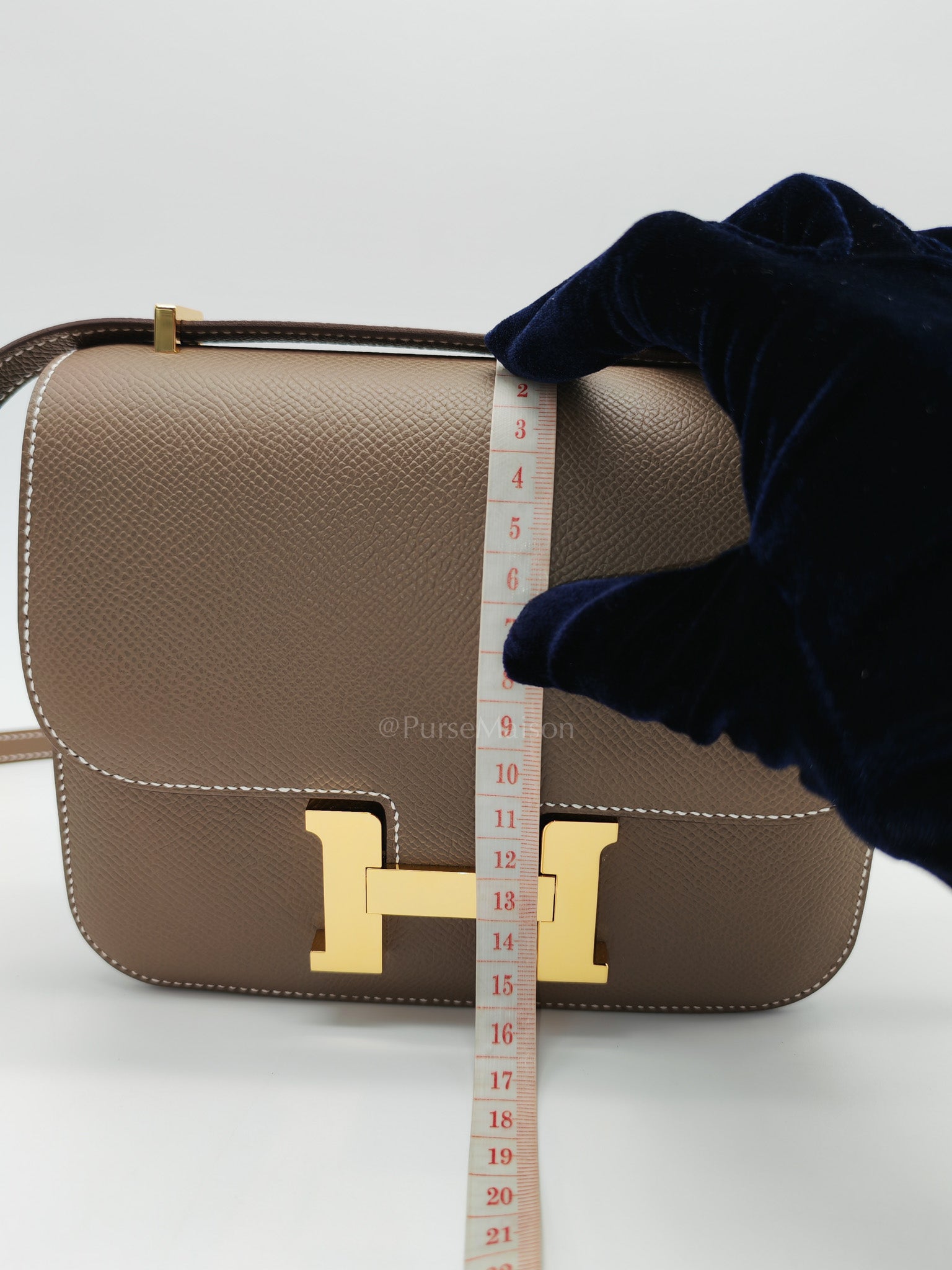 Constance 18 in Etoupe Epsom Leather and Gold Hardware Stamp K(2025) | Purse Maison Luxury Bags Shop