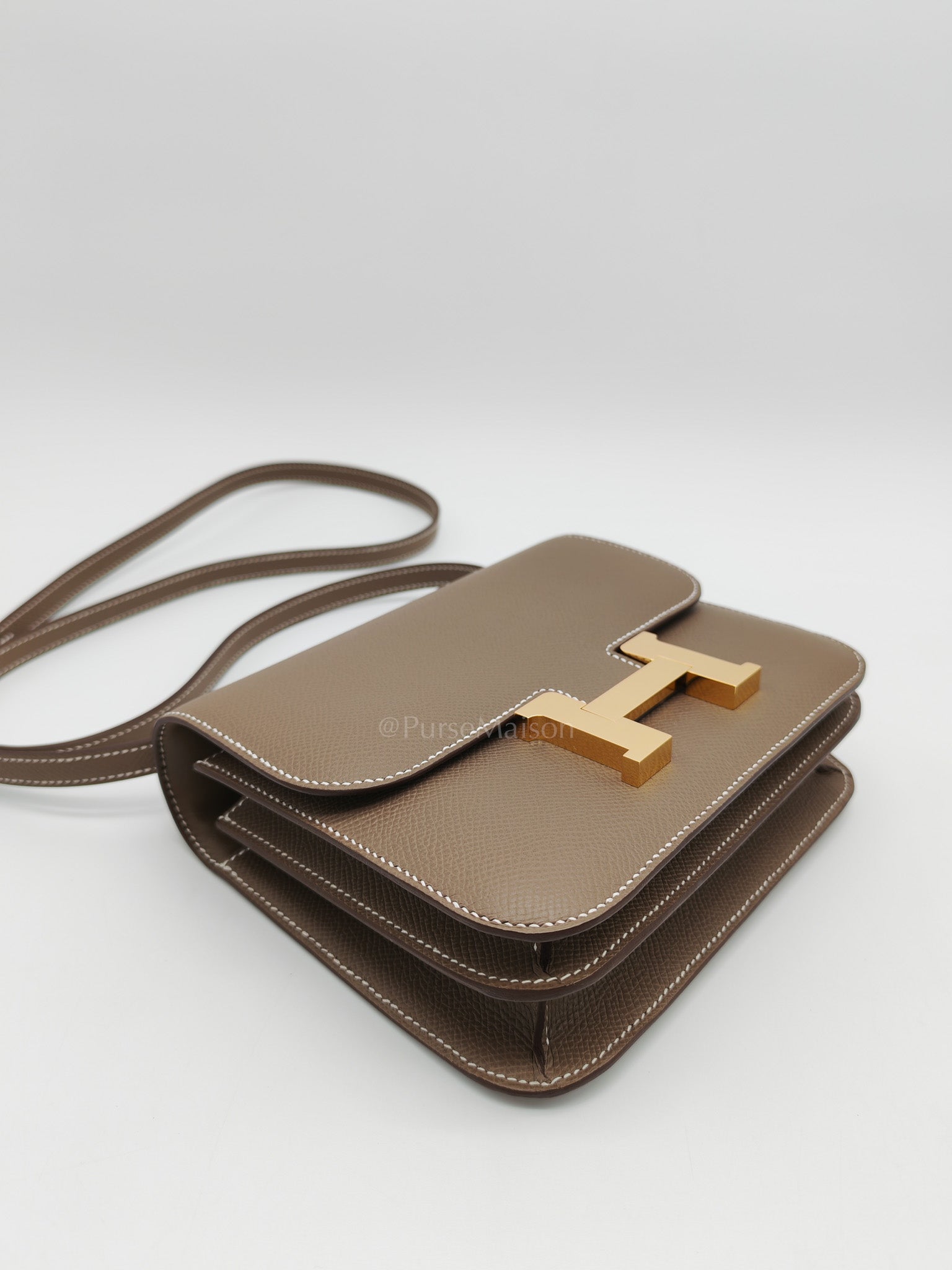 Constance 18 in Etoupe Epsom Leather and Gold Hardware Stamp K(2025) | Purse Maison Luxury Bags Shop