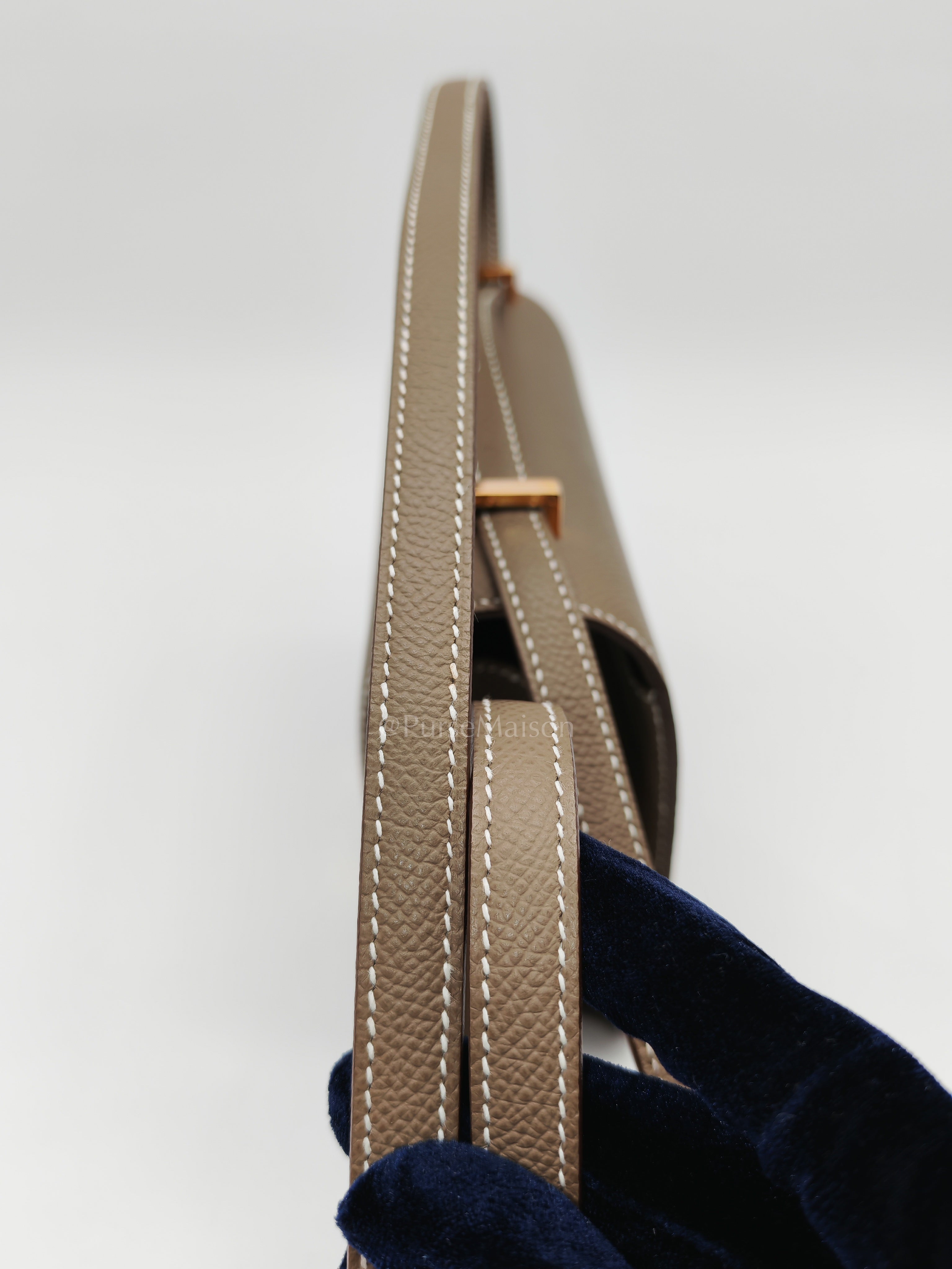 Constance 18 in Etoupe Epsom Leather and Rose Gold Hardware Stamp B (2023) | Purse Maison Luxury Bags Shop