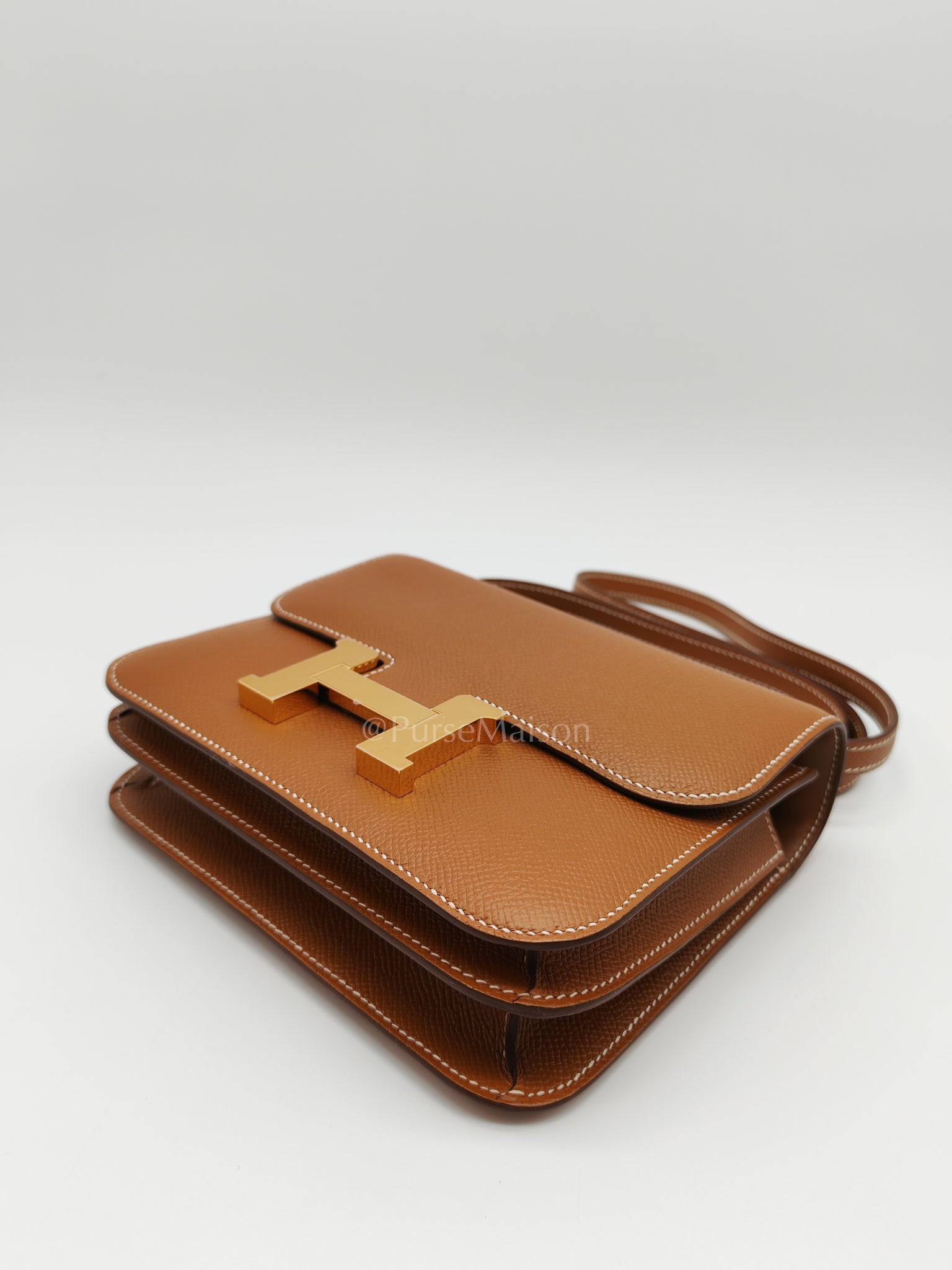 Constance 18 in Gold Epsom Leather & Gold Hardware Stamp U(2022) | Purse Maison Luxury Bags Shop