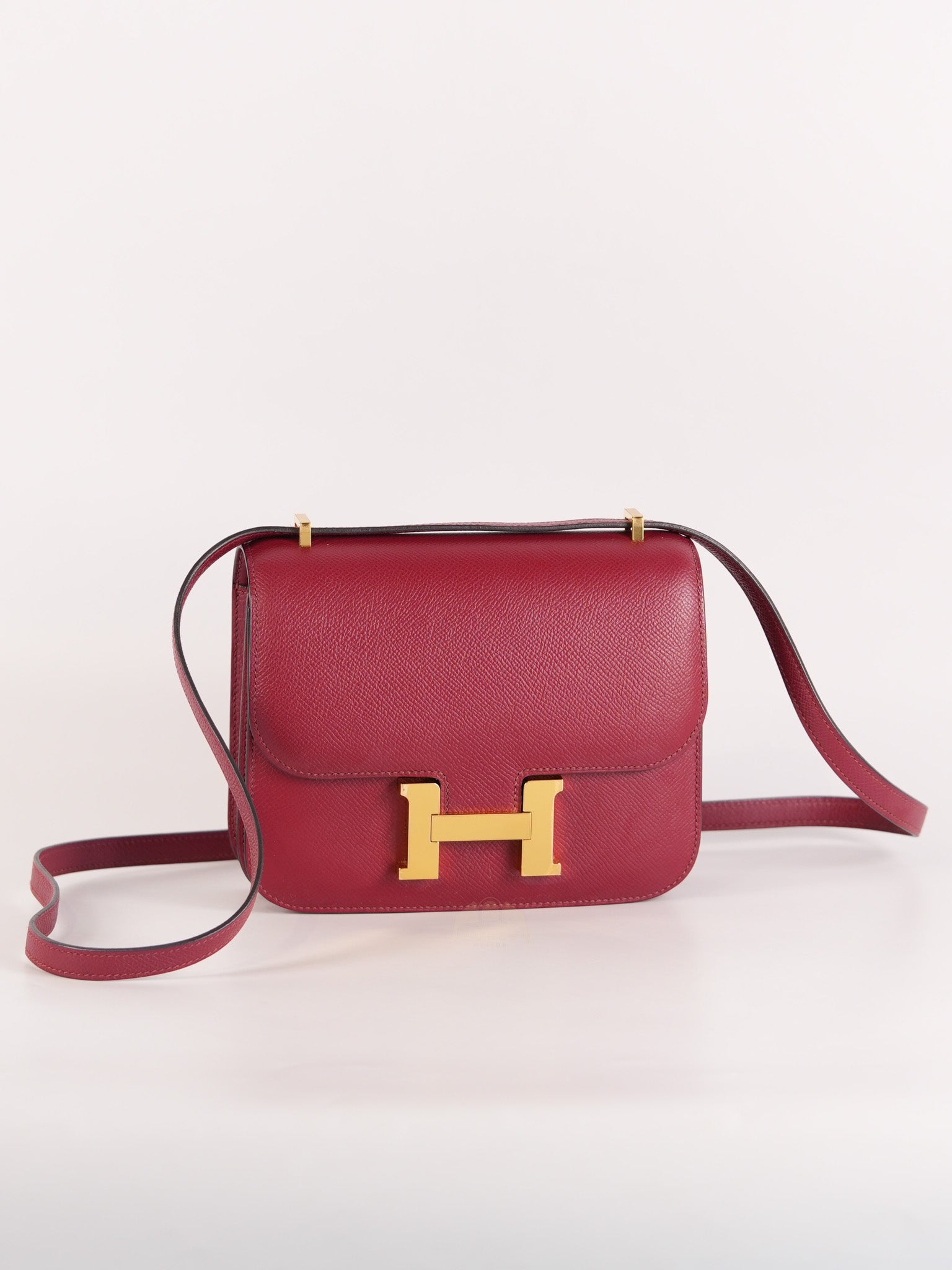 Constance 18 in Rouge Grenat Epsom Leather and Gold Hardware Stamp U (2022) | Purse Maison Luxury Bags Shop