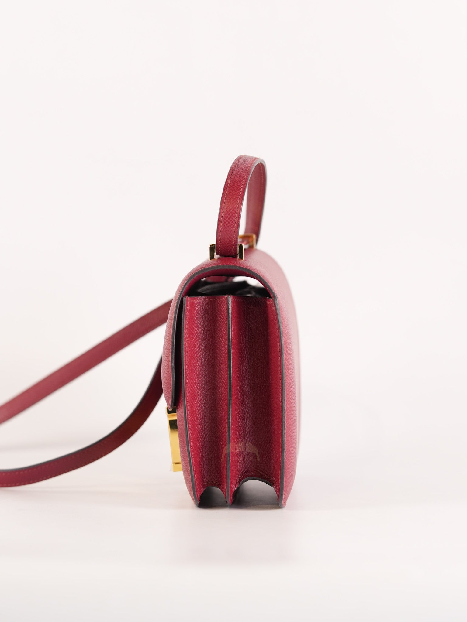 Constance 18 in Rouge Grenat Epsom Leather and Gold Hardware Stamp U (2022) | Purse Maison Luxury Bags Shop