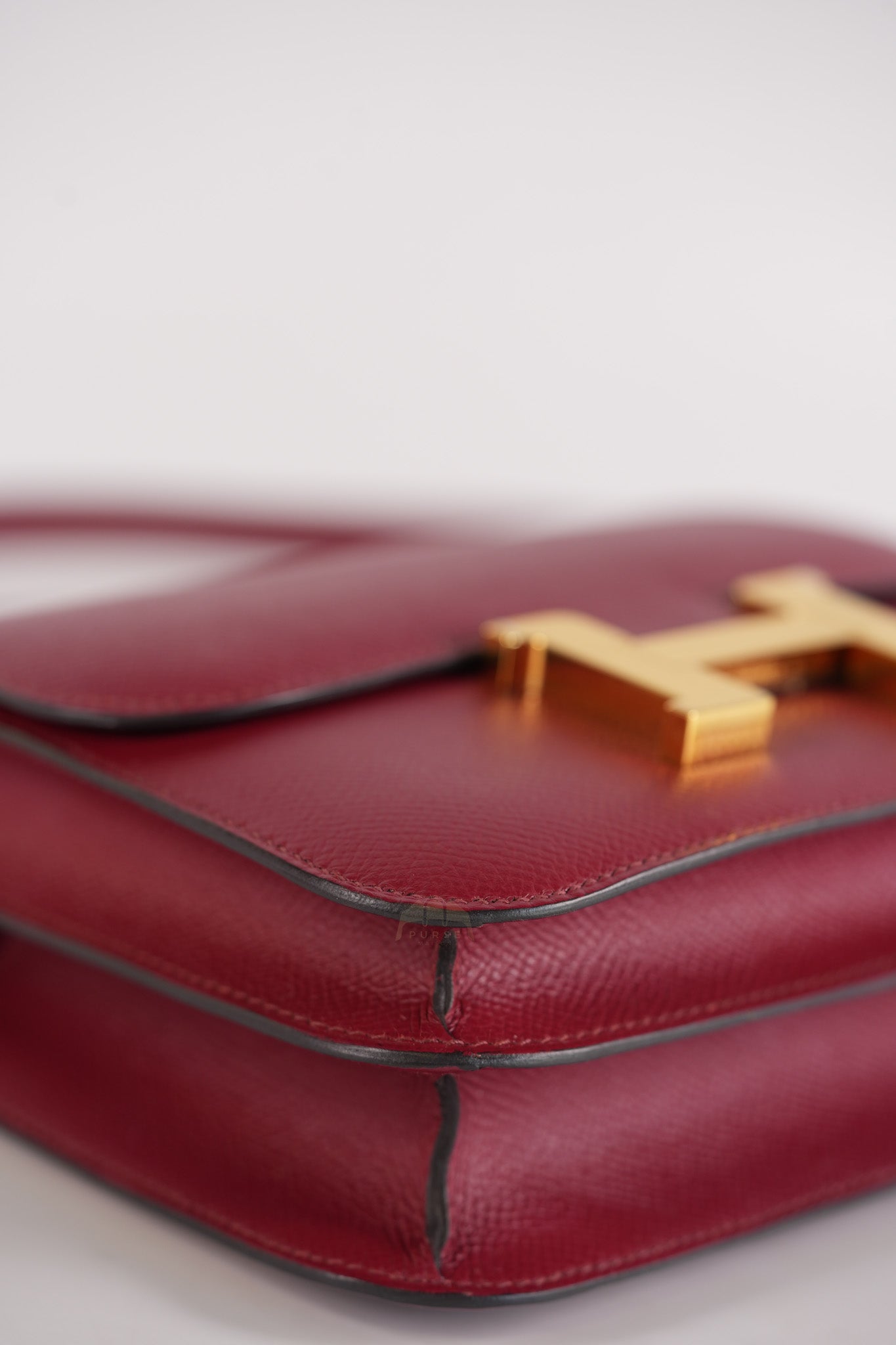 Constance 18 in Rouge Grenat Epsom Leather and Gold Hardware Stamp U (2022) | Purse Maison Luxury Bags Shop