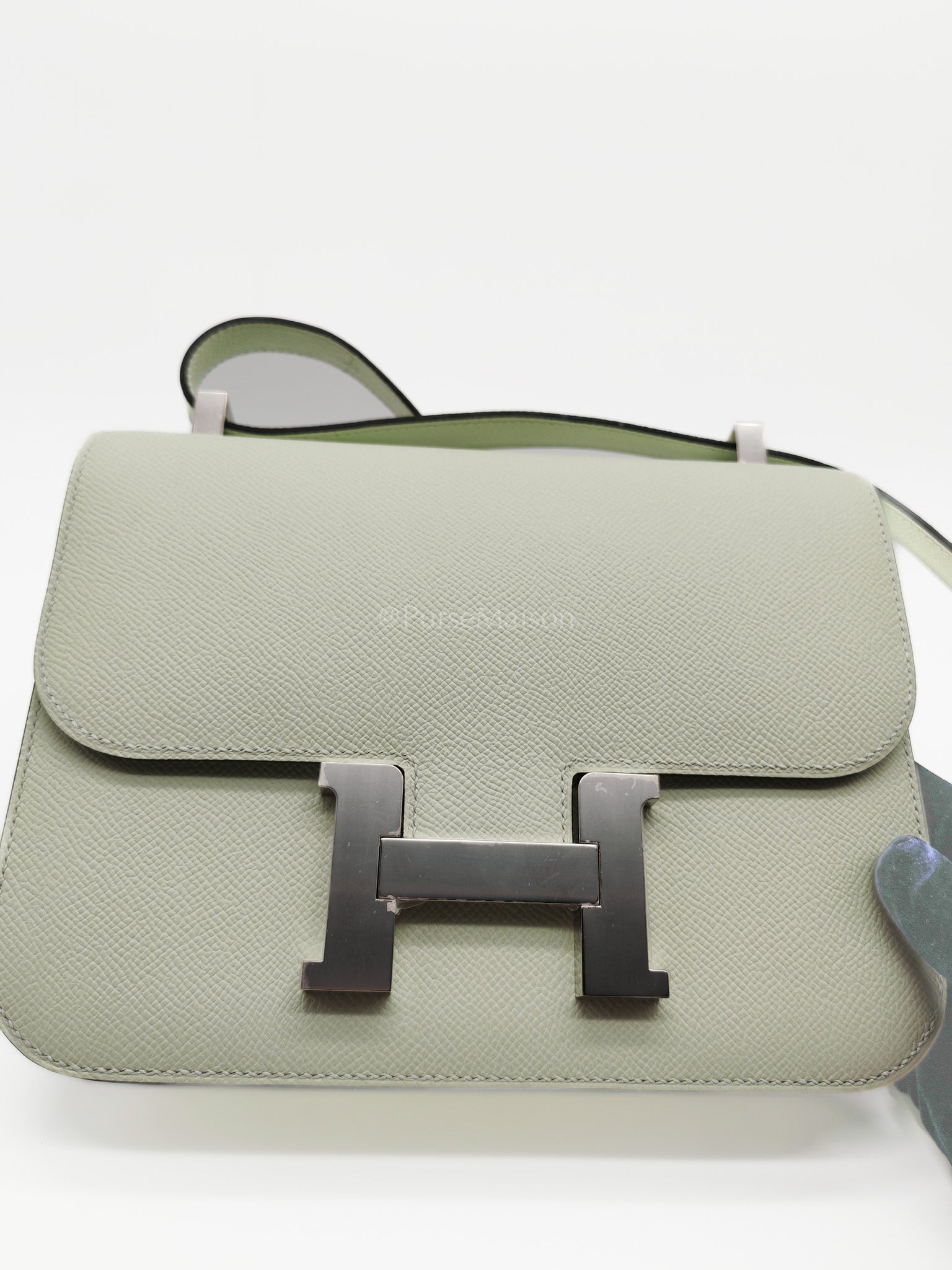 Constance 24 in Vert Fizz Epsom Leather Palladium Hardware Stamp B(2023) | Purse Maison Luxury Bags Shop