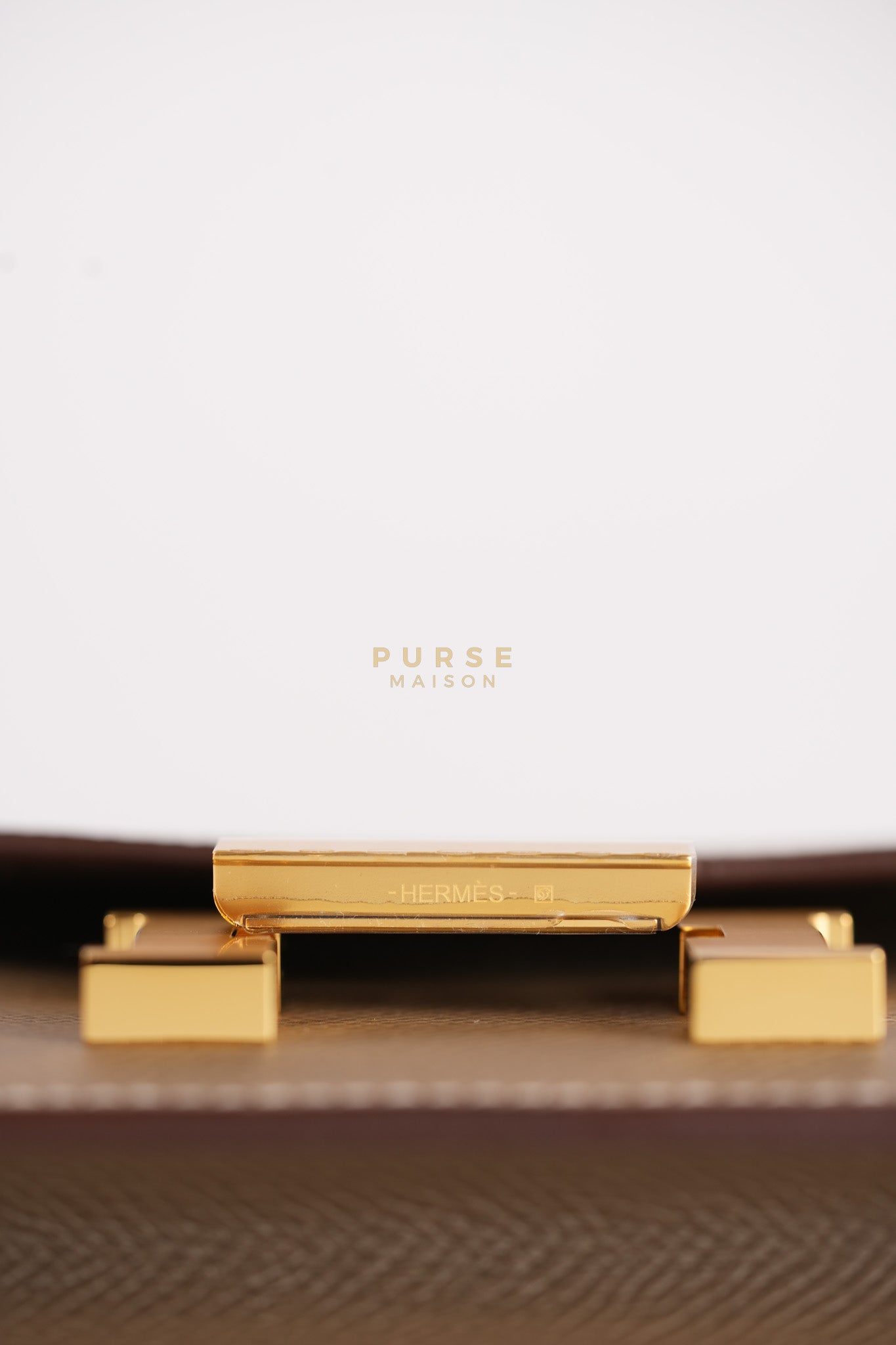 Constance Slim Wallet in Etoupe Epsom Leather & Gold Hardware Stamp W (2024) | Purse Maison Luxury Bags Shop