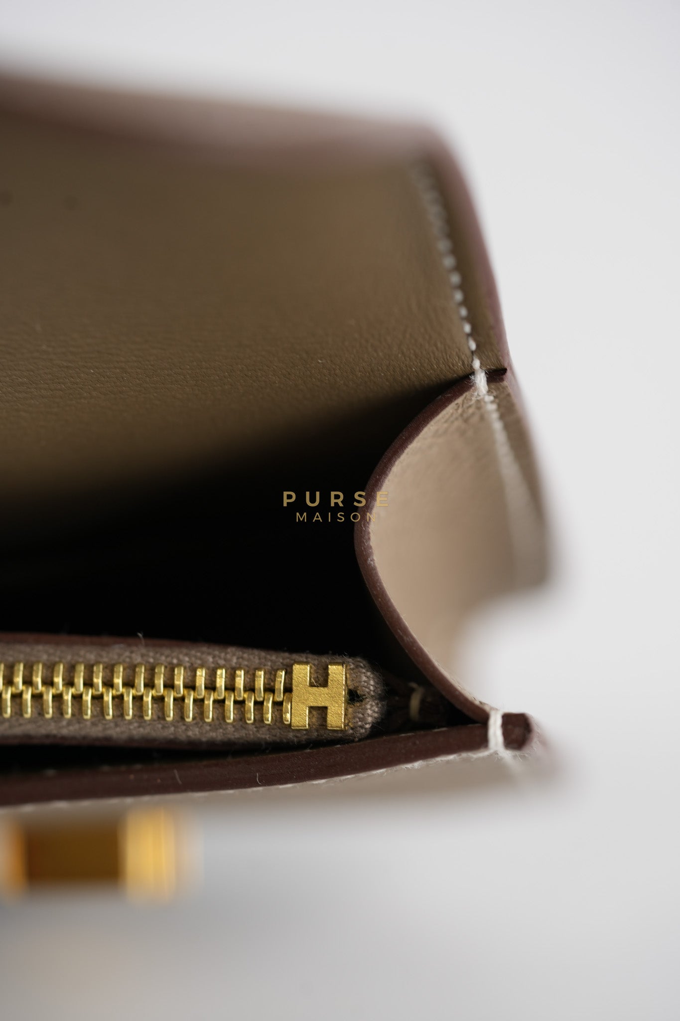 Constance Slim Wallet in Etoupe Epsom Leather & Gold Hardware Stamp W (2024) | Purse Maison Luxury Bags Shop