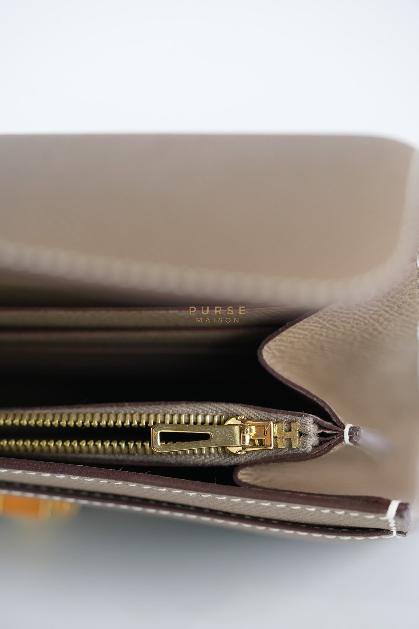 Constance To Go Etoupe Epsom Leather Gold Hardware Stamp B(2023) | Purse Maison Luxury Bags Shop