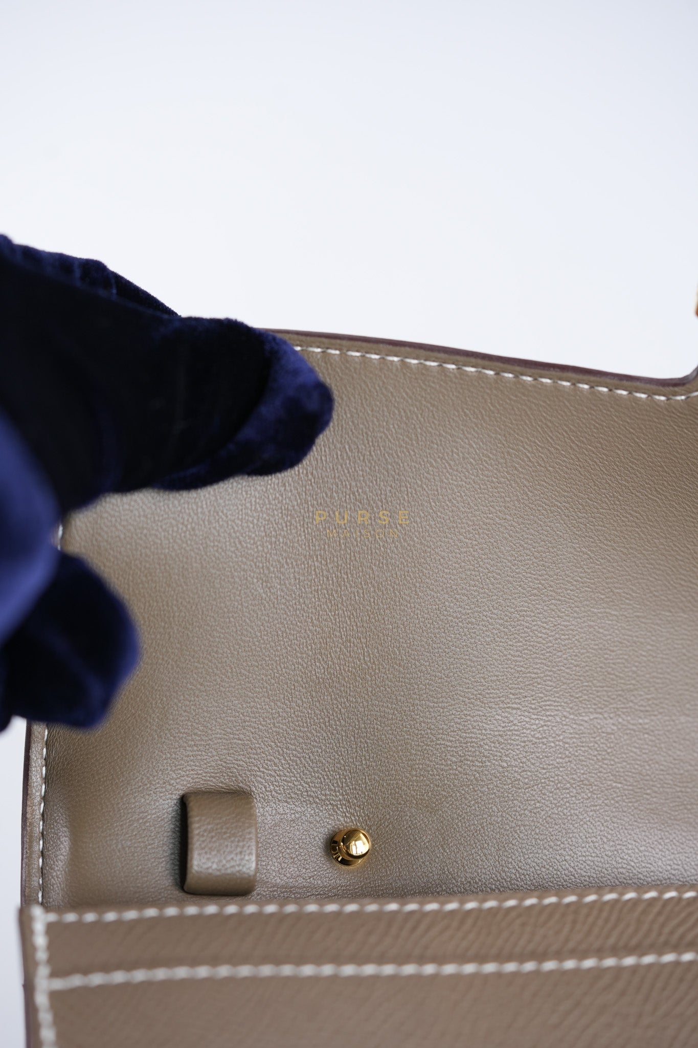 Constance To Go Etoupe Epsom Leather Gold Hardware Stamp B(2023) | Purse Maison Luxury Bags Shop