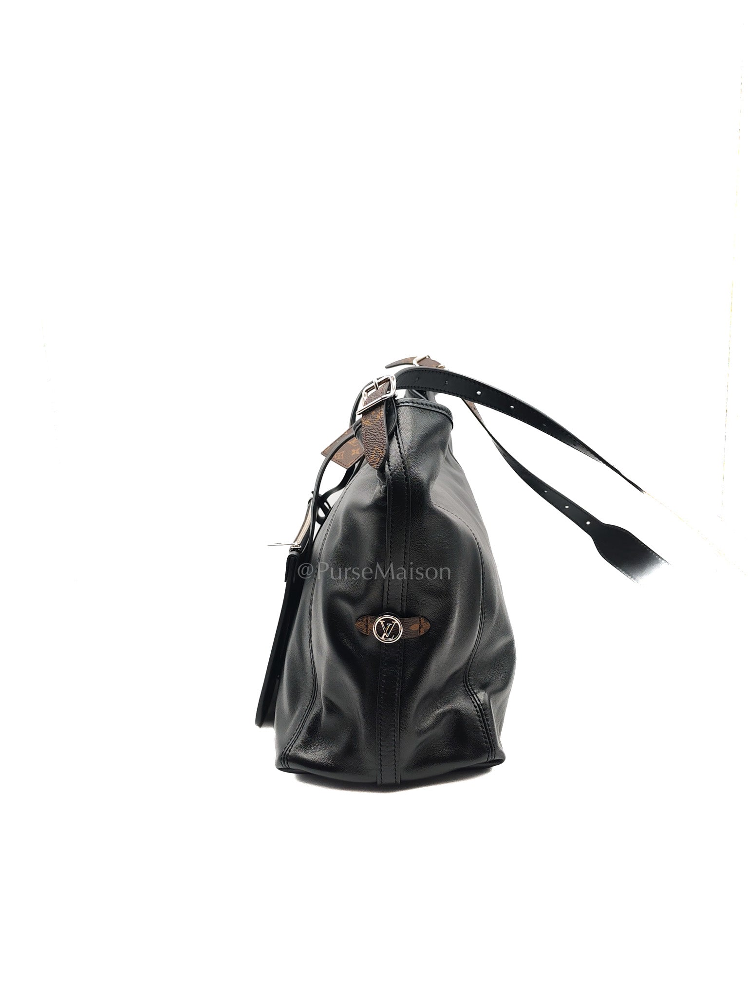 Carry All Vibe MM in Black Lambskin Leather & Silver Hardware Microchip
