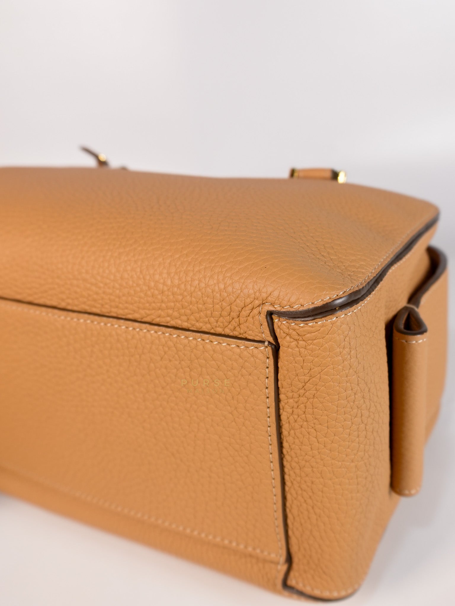 Cool Box Handbag Medium in Light Beige Leather | Purse Maison Luxury Bags Shop
