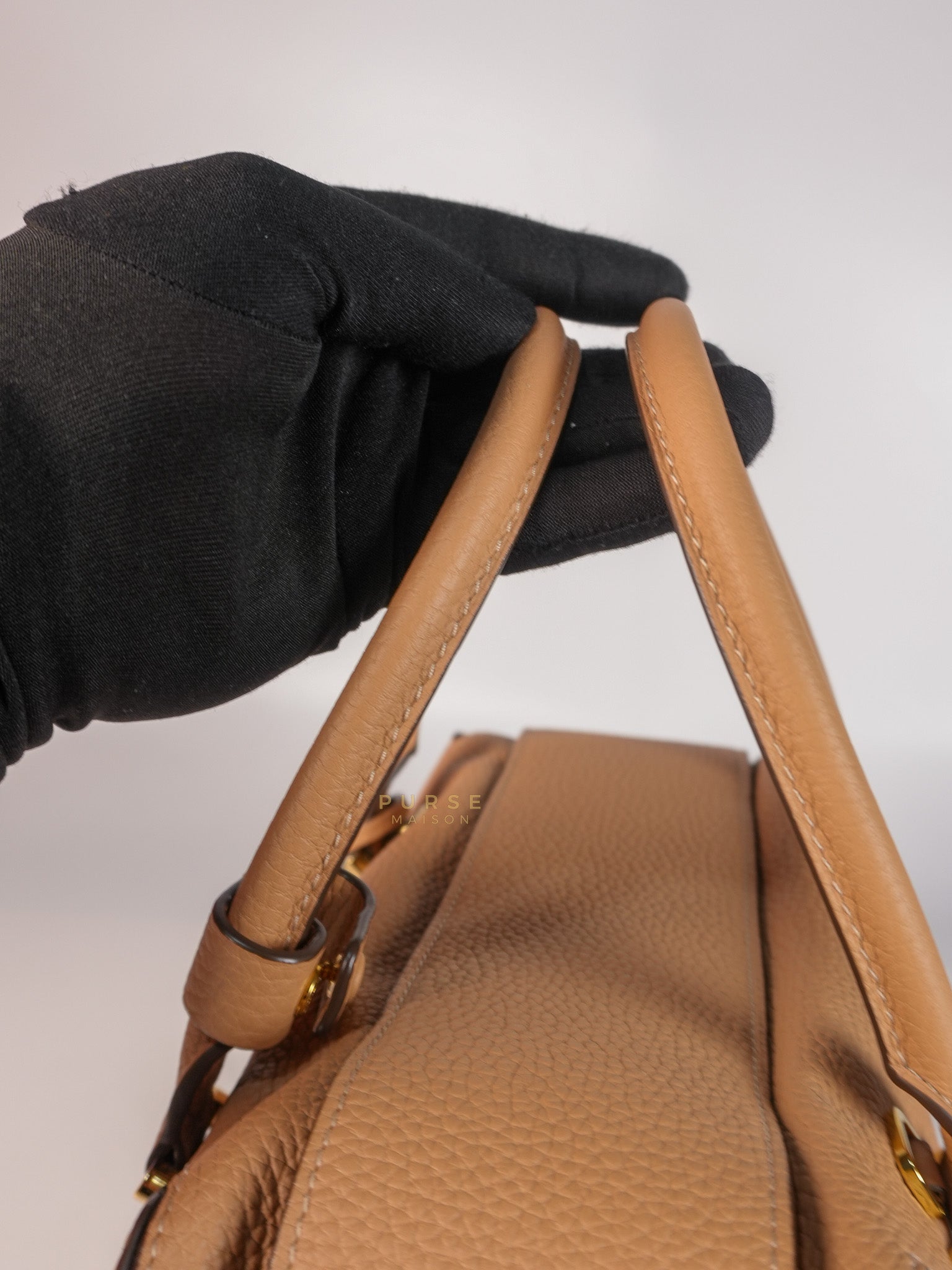 Cool Box Handbag Medium in Light Beige Leather | Purse Maison Luxury Bags Shop