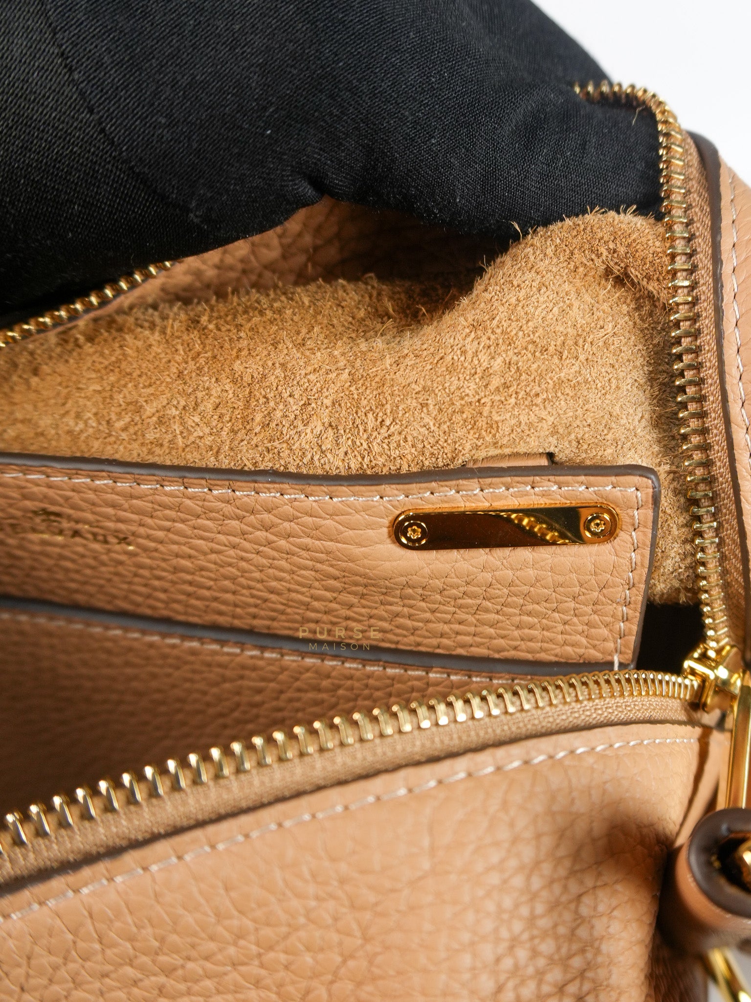 Cool Box Handbag Medium in Light Beige Leather | Purse Maison Luxury Bags Shop