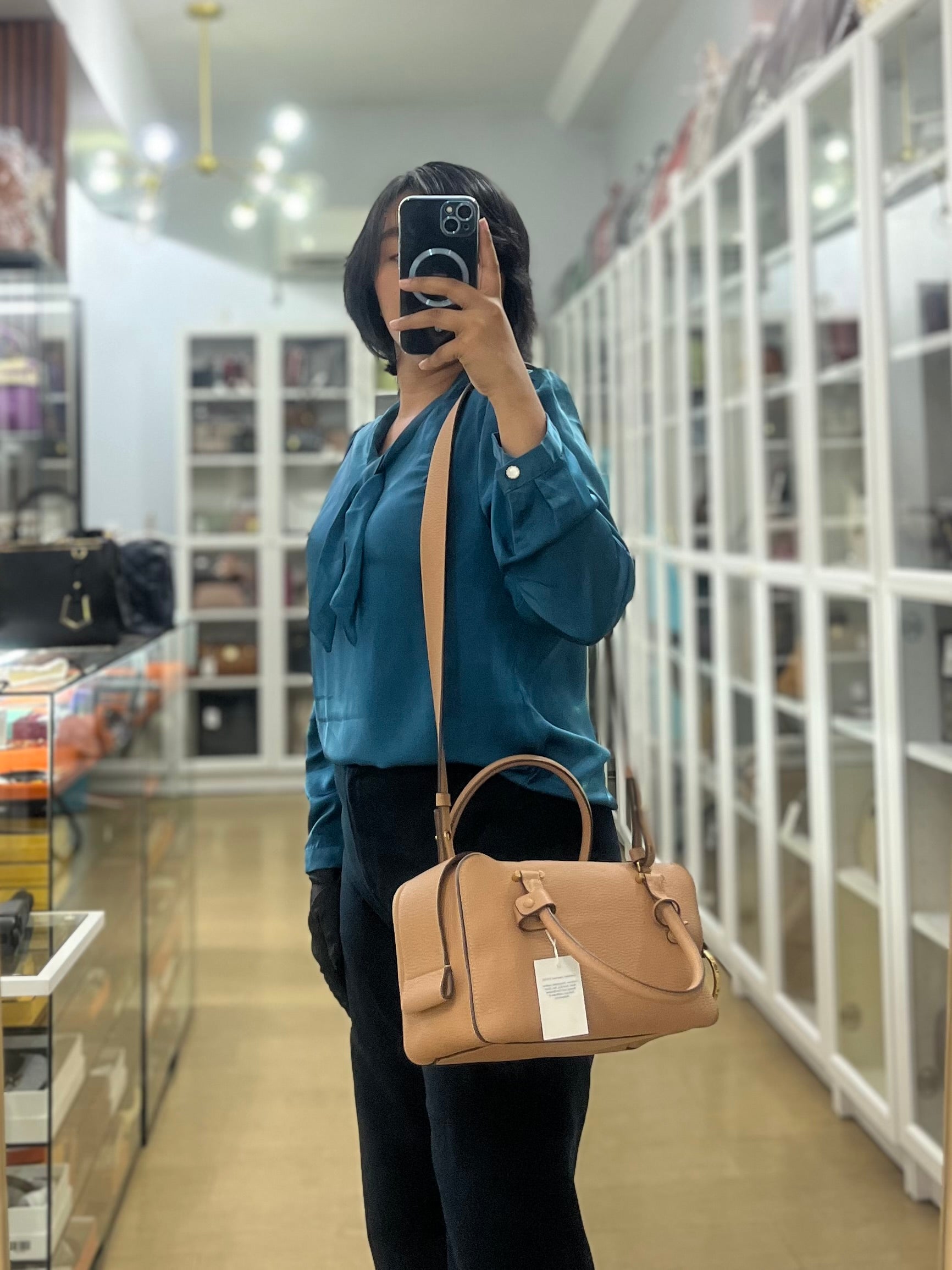 Cool Box Handbag Medium in Light Beige Leather | Purse Maison Luxury Bags Shop