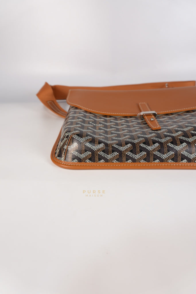 Coursier Messenger Bag in Tan | Purse Maison Luxury Bags Shop